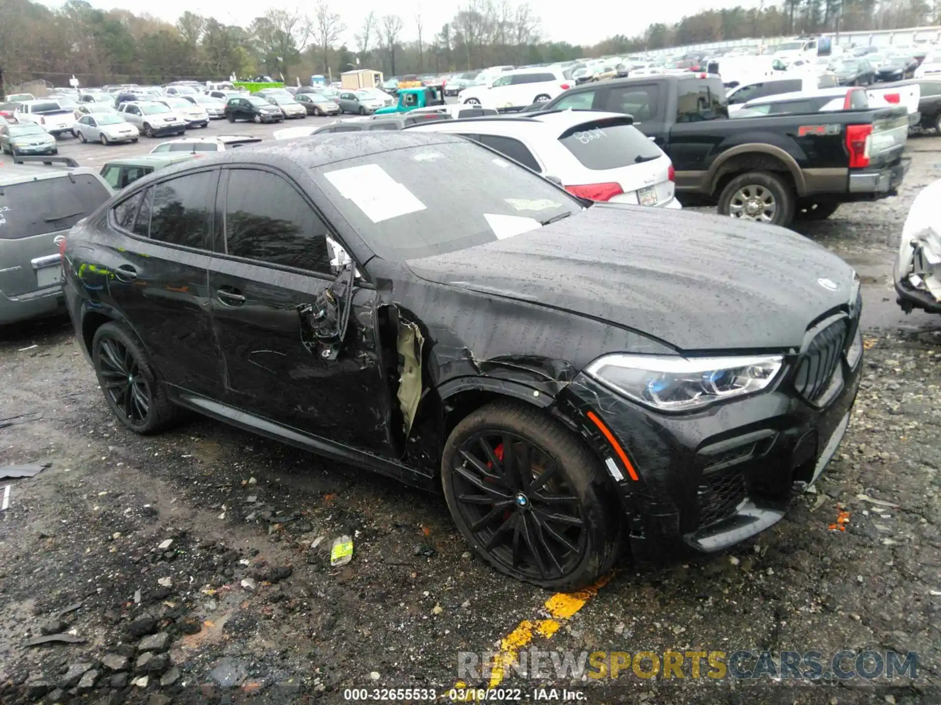 1 Photograph of a damaged car 5UXCY6C0XN9K98126 BMW X6 2022