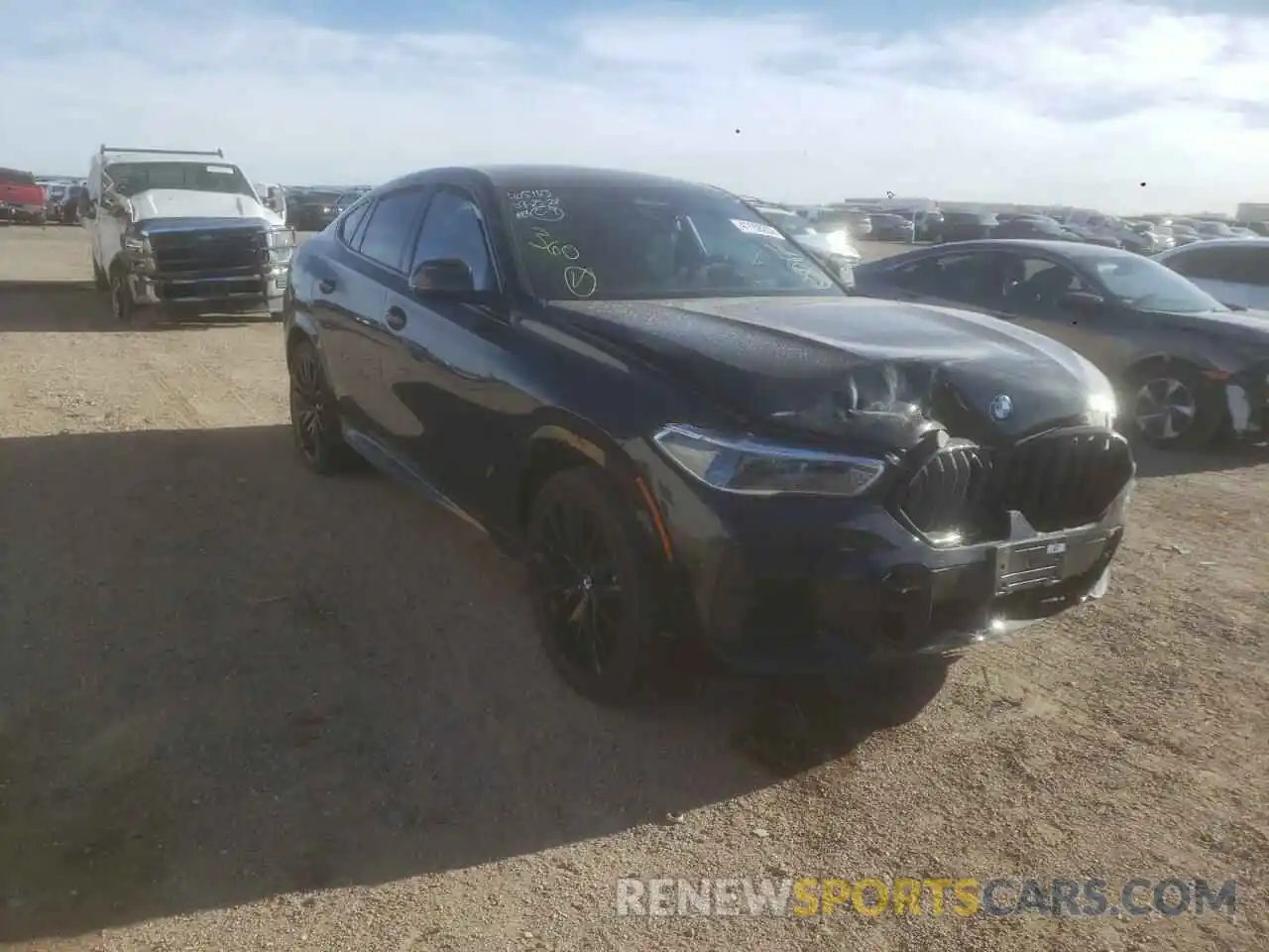 1 Photograph of a damaged car 5UXCY6C0XN9L15216 BMW X6 2022