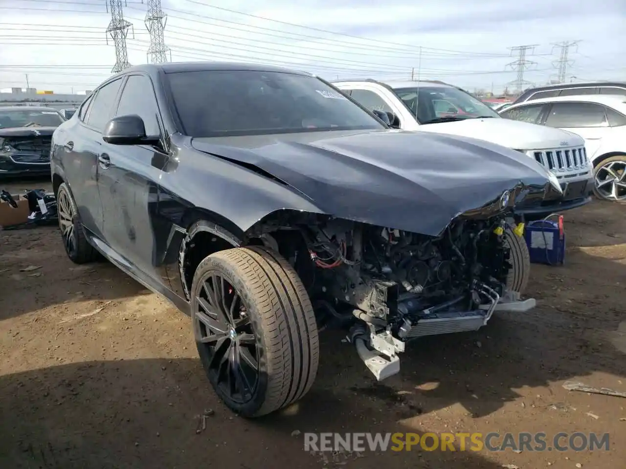 4 Photograph of a damaged car 5UXCY8C03N9K30665 BMW X6 2022