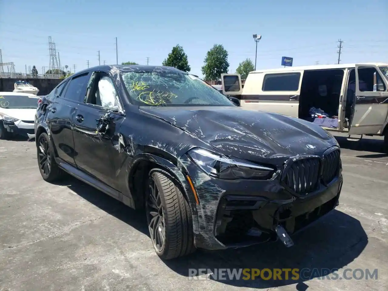 1 Photograph of a damaged car 5UXCY8C06N9J37753 BMW X6 2022