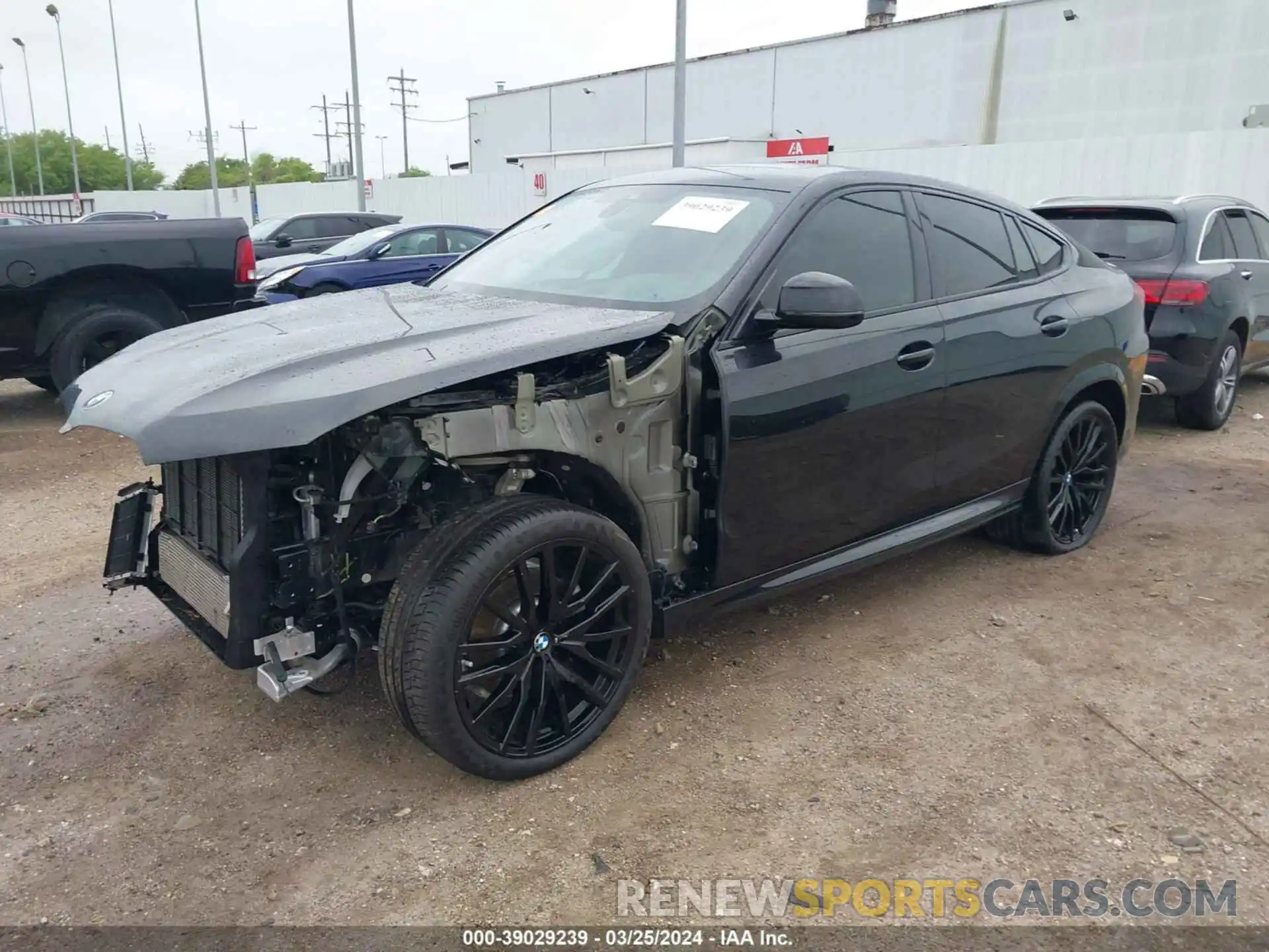 2 Photograph of a damaged car 5UXCY6C01P9R47606 BMW X6 2023