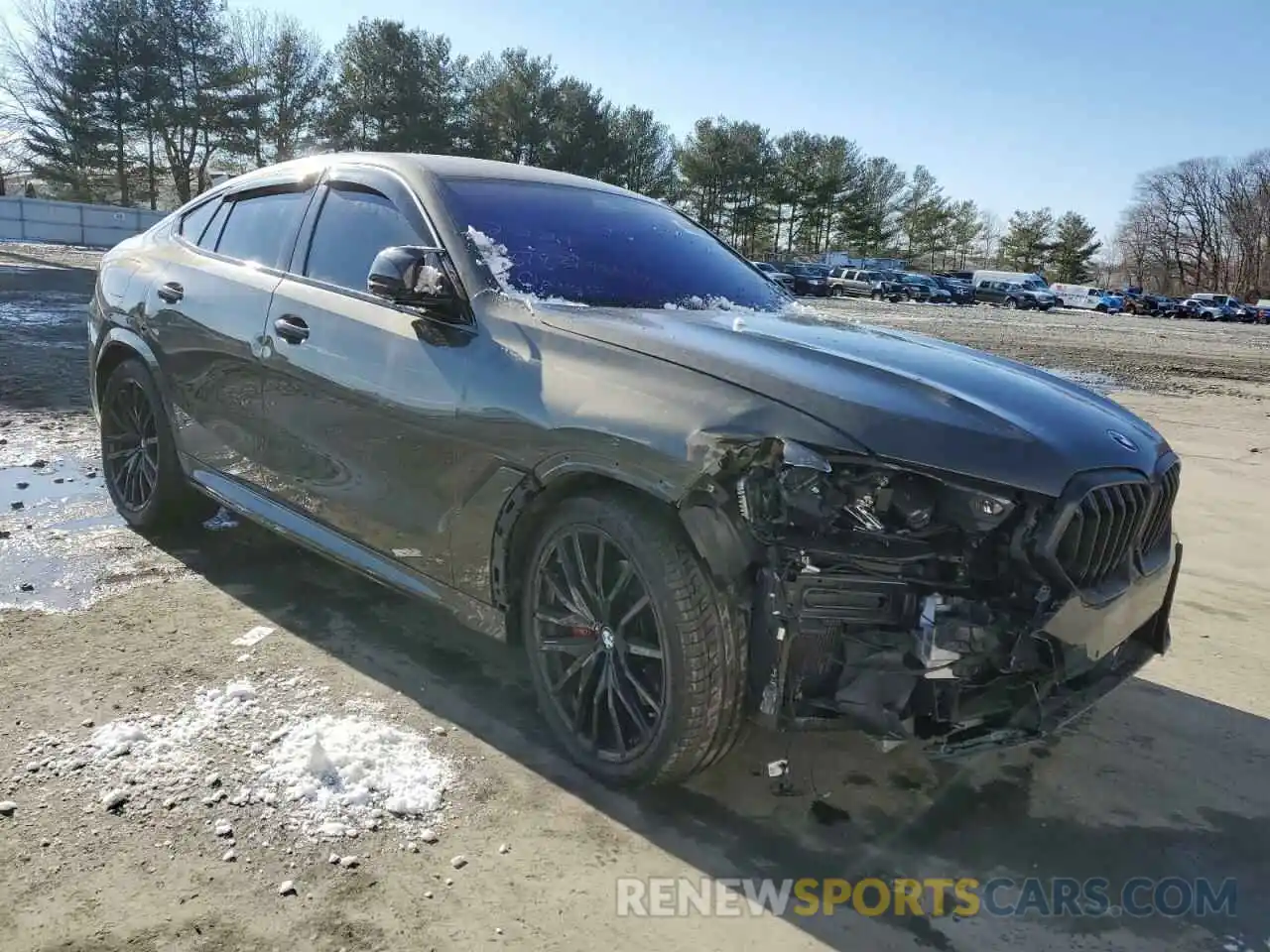 4 Photograph of a damaged car 5UX33EX03R9S33479 BMW X6 2024