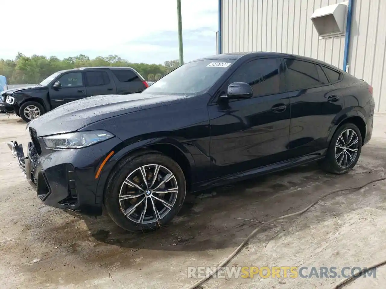 1 Photograph of a damaged car 5UX33EX06R9V10139 BMW X6 2024