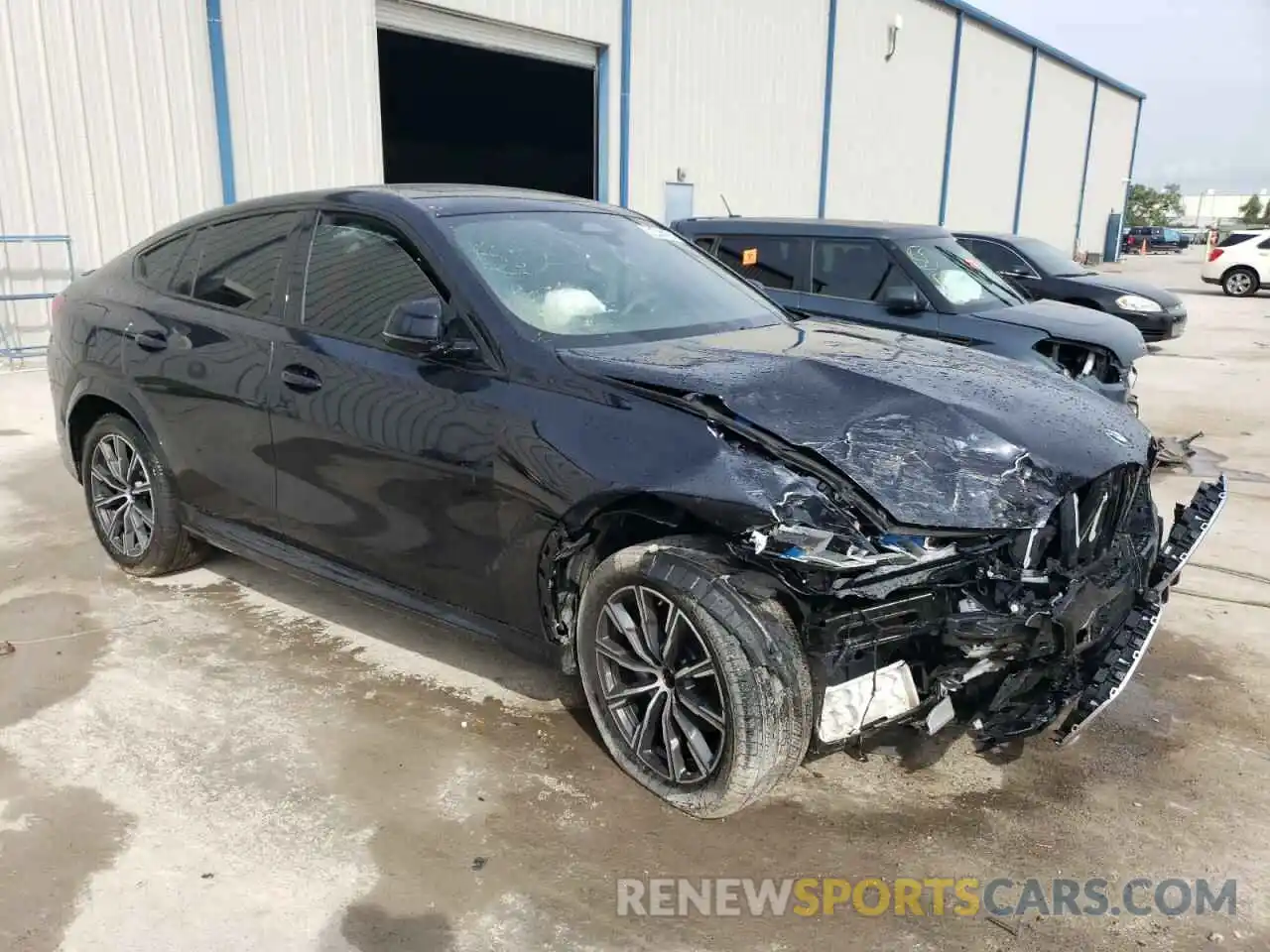 4 Photograph of a damaged car 5UX33EX06R9V10139 BMW X6 2024