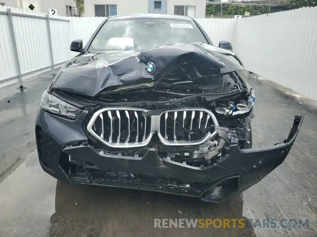 5 Photograph of a damaged car 5UX33EX08R9V06626 BMW X6 2024