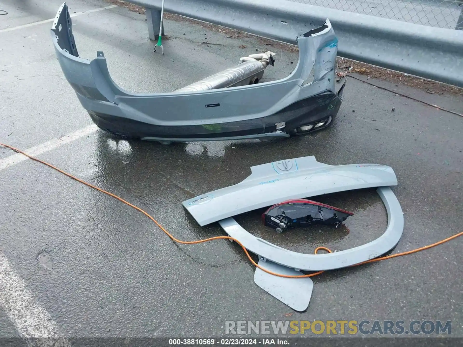 12 Фотография поврежденного автомобиля 5UX43EX07R9U73722 BMW X6 2024