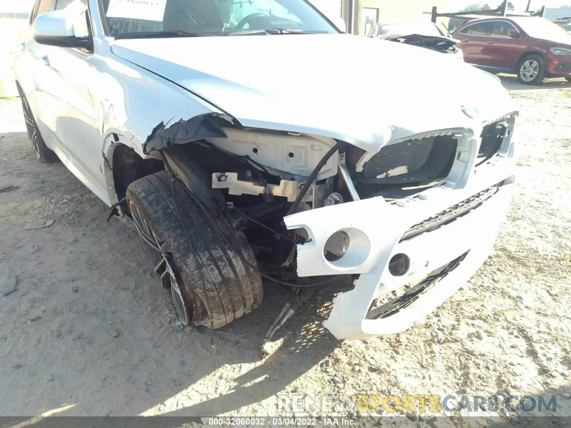 6 Photograph of a damaged car 5YMKW8C51K0Y75000 BMW X6 M 2019