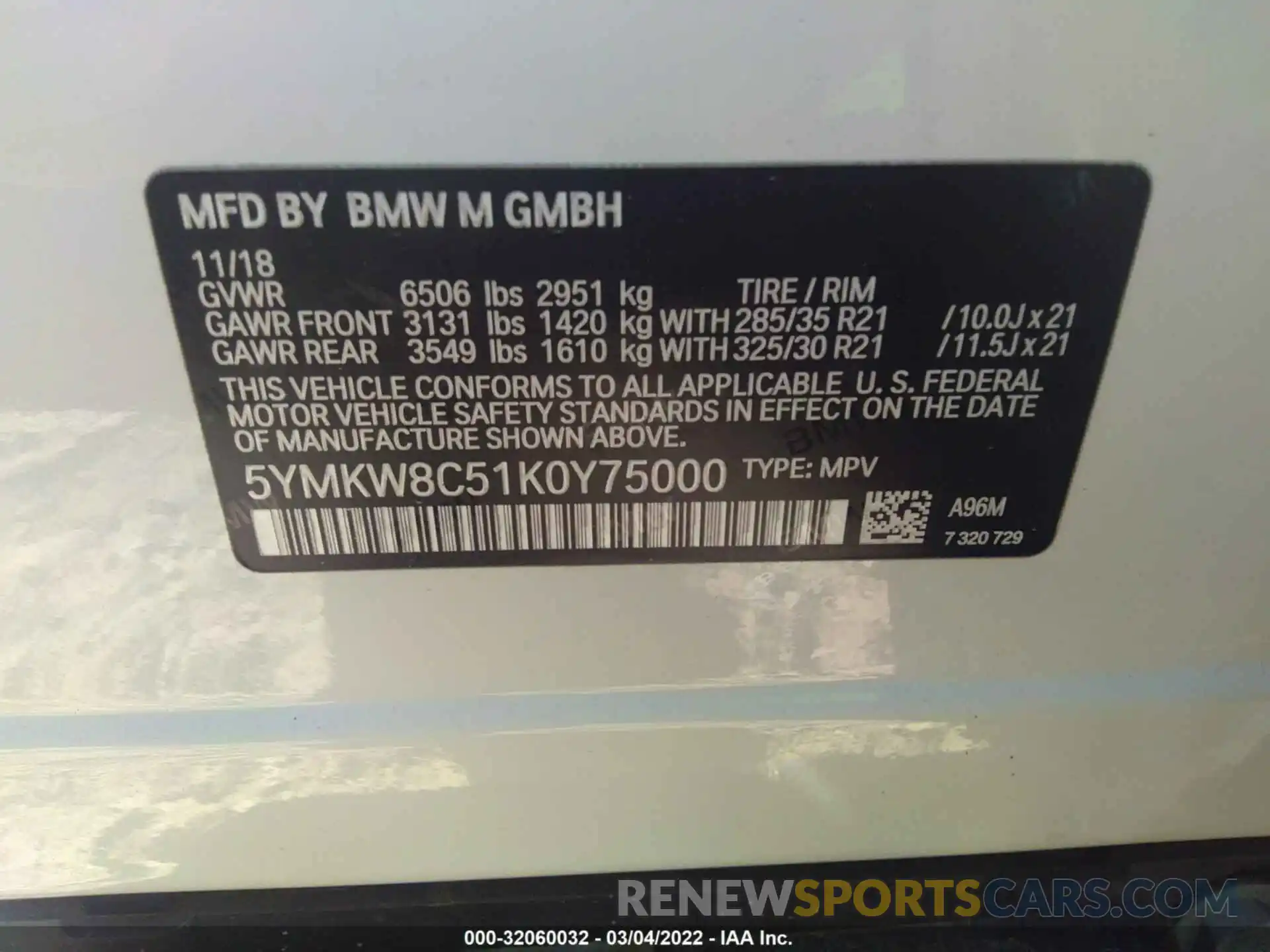 9 Photograph of a damaged car 5YMKW8C51K0Y75000 BMW X6 M 2019