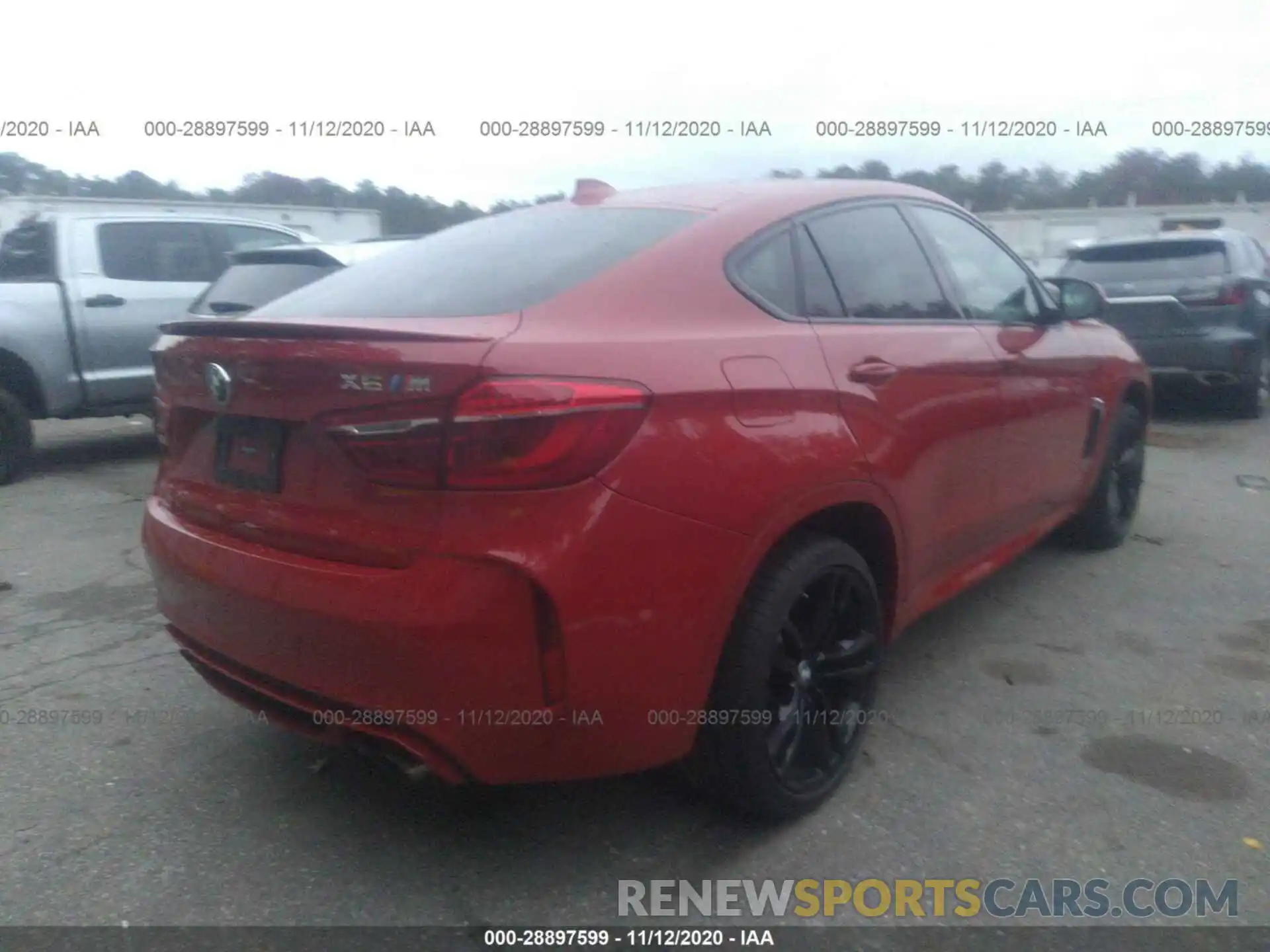 4 Photograph of a damaged car 5YMKW8C54K0Y75105 BMW X6 M 2019