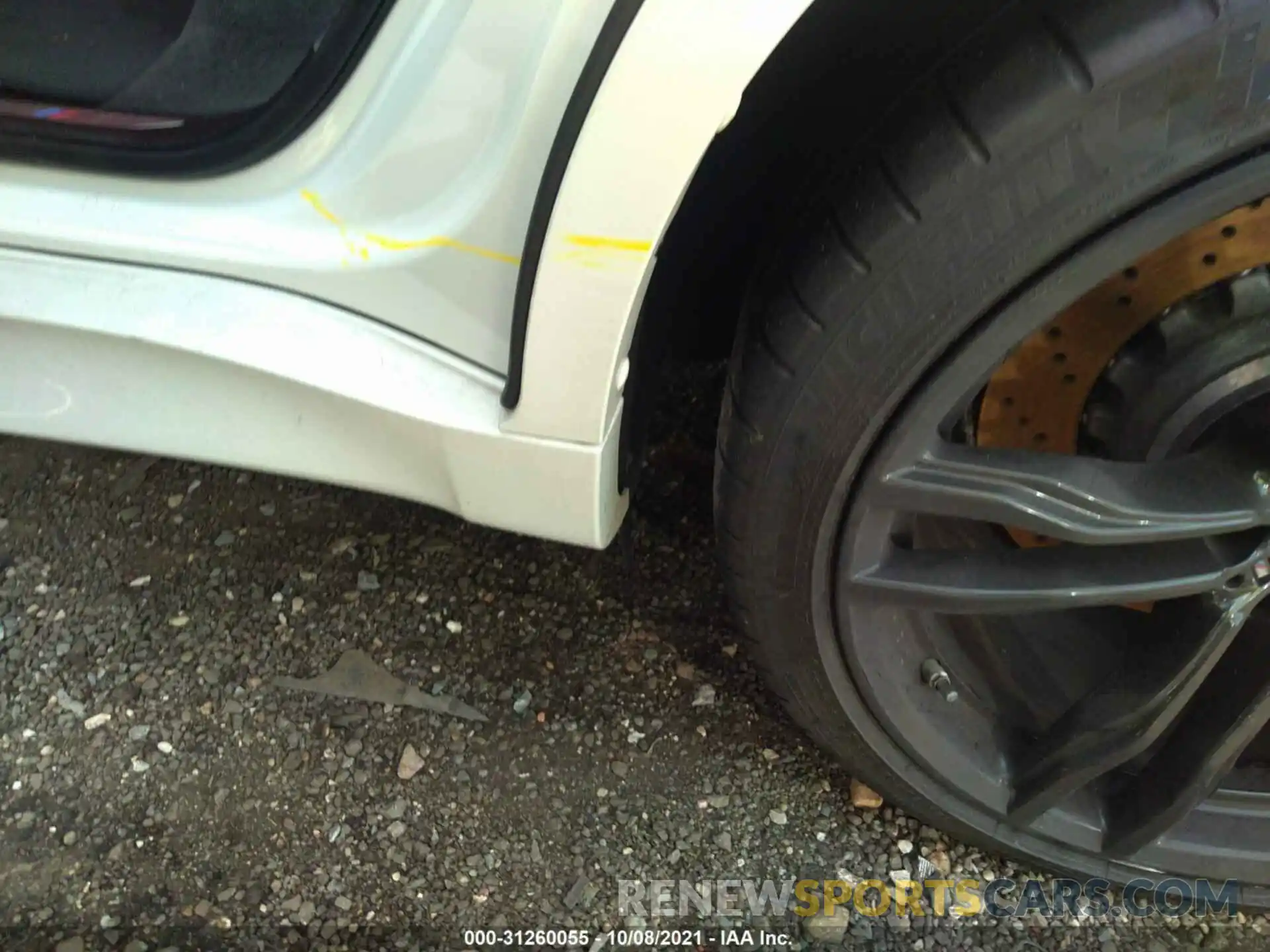 6 Photograph of a damaged car 5YMKW8C56K0Y74893 BMW X6 M 2019