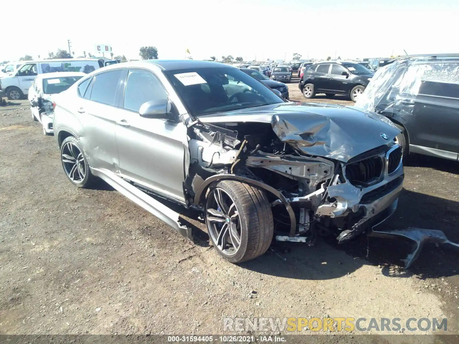 1 Photograph of a damaged car 5YMKW8C56KLR38302 BMW X6 M 2019