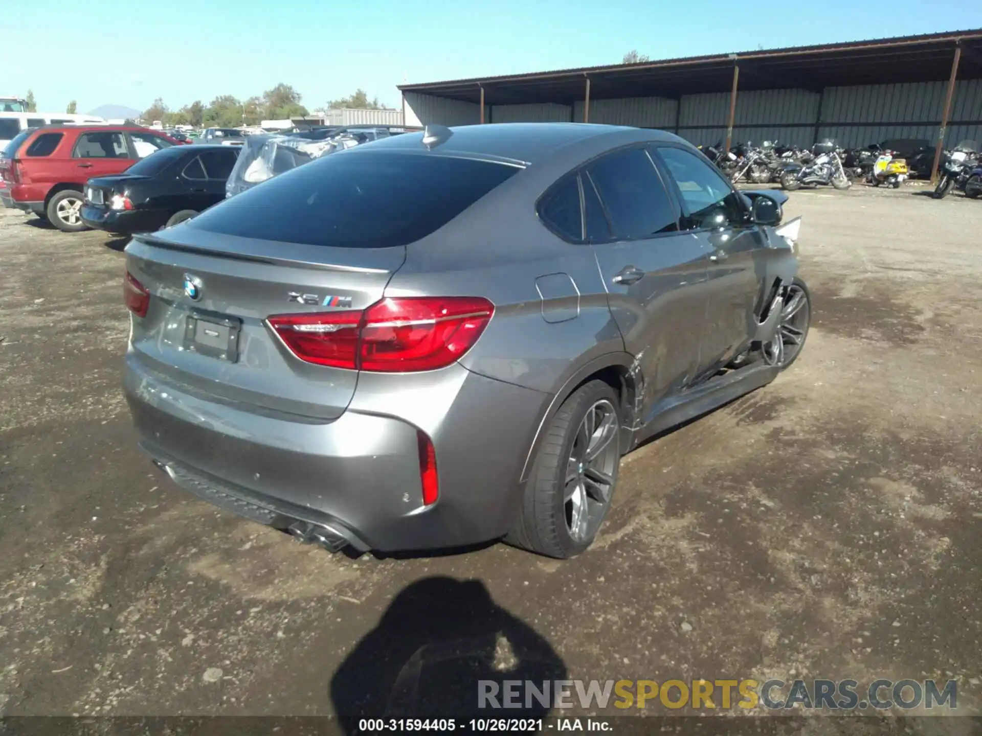 4 Photograph of a damaged car 5YMKW8C56KLR38302 BMW X6 M 2019