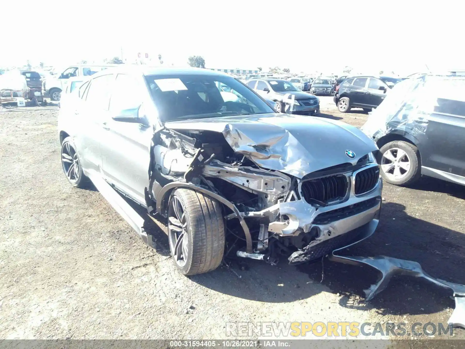 6 Photograph of a damaged car 5YMKW8C56KLR38302 BMW X6 M 2019