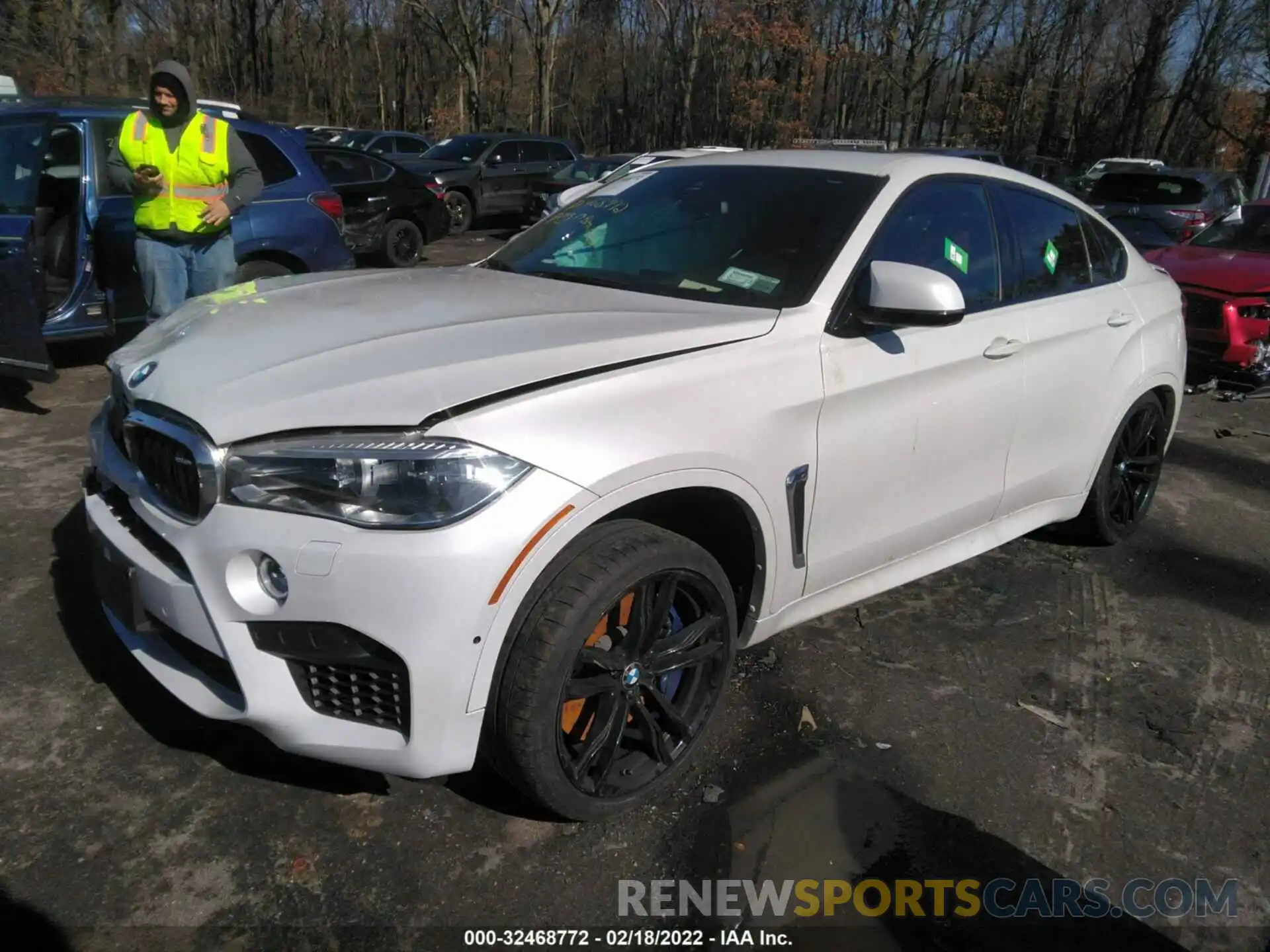 2 Photograph of a damaged car 5YMKW8C57KLR38356 BMW X6 M 2019