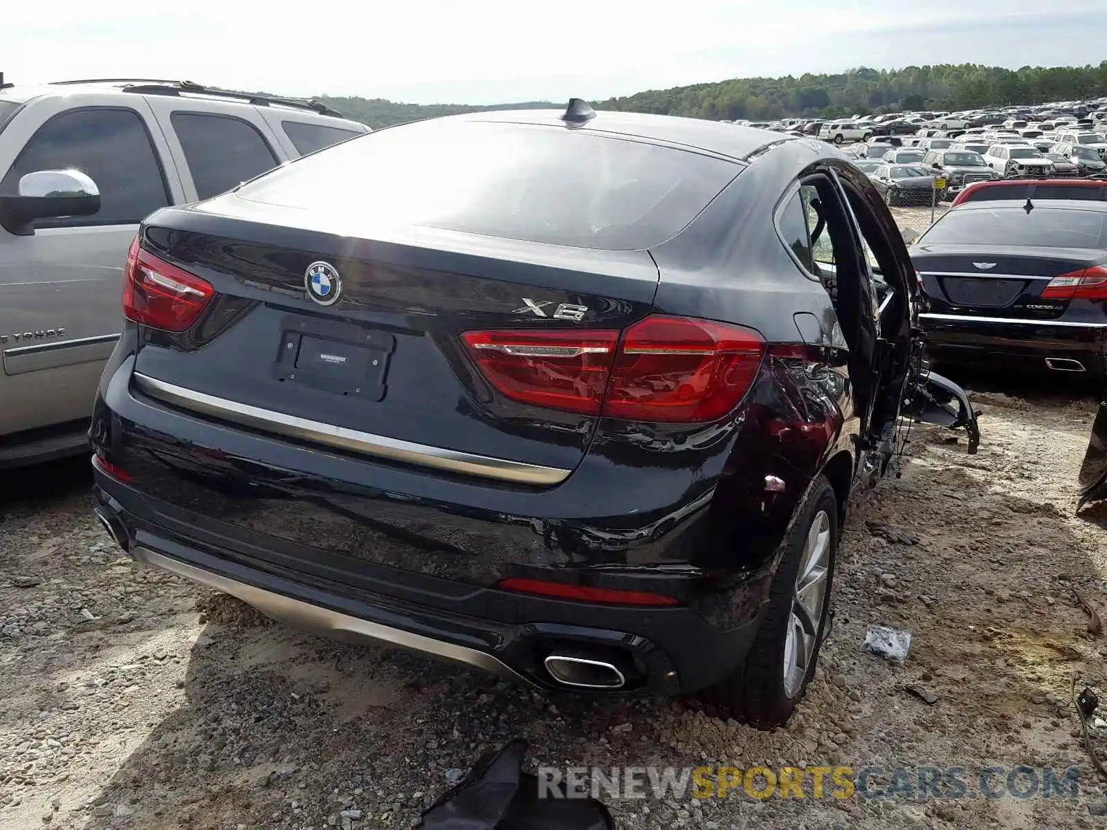 4 Photograph of a damaged car 5UXKU0C51K0S97544 BMW X6 SDRIVE3 2019