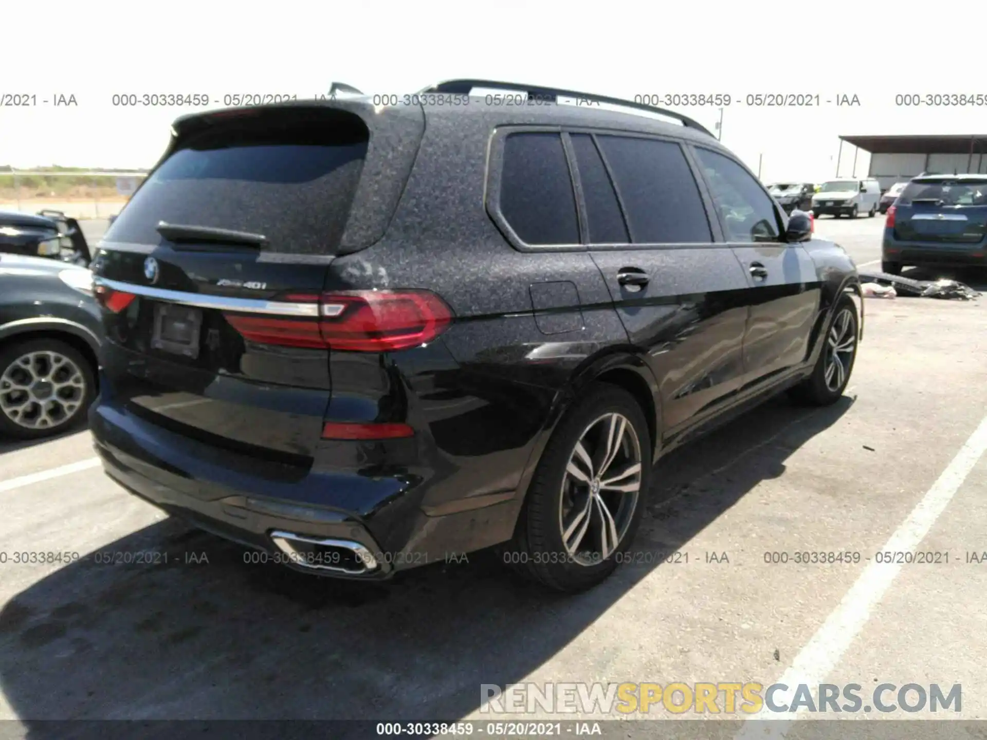 4 Photograph of a damaged car 5UXCW2C50KL085436 BMW X7 2019