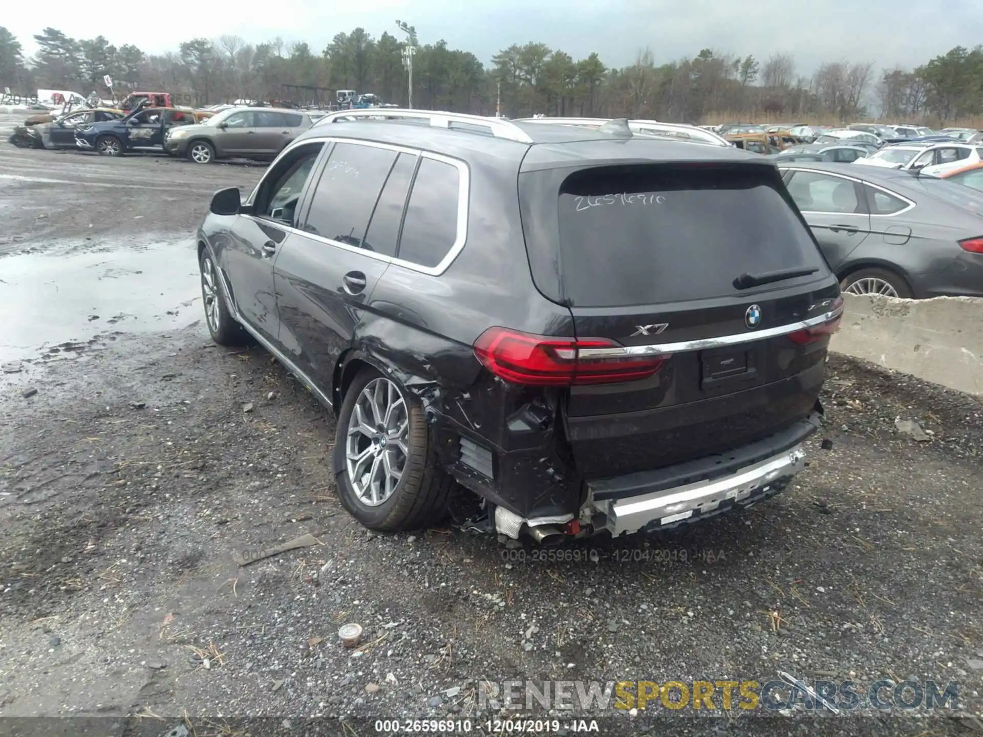 3 Photograph of a damaged car 5UXCW2C50KL088823 BMW X7 2019