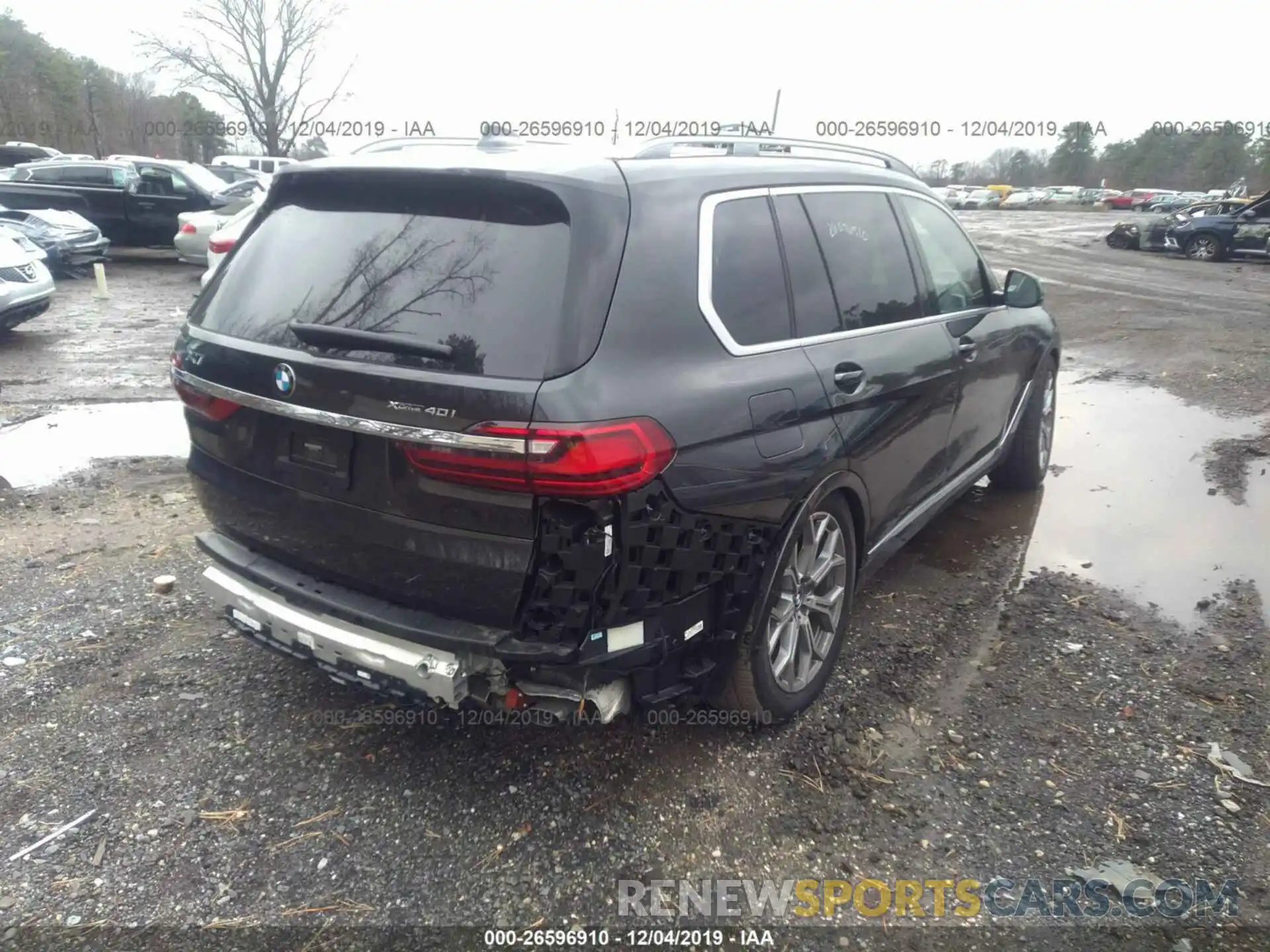 4 Photograph of a damaged car 5UXCW2C50KL088823 BMW X7 2019