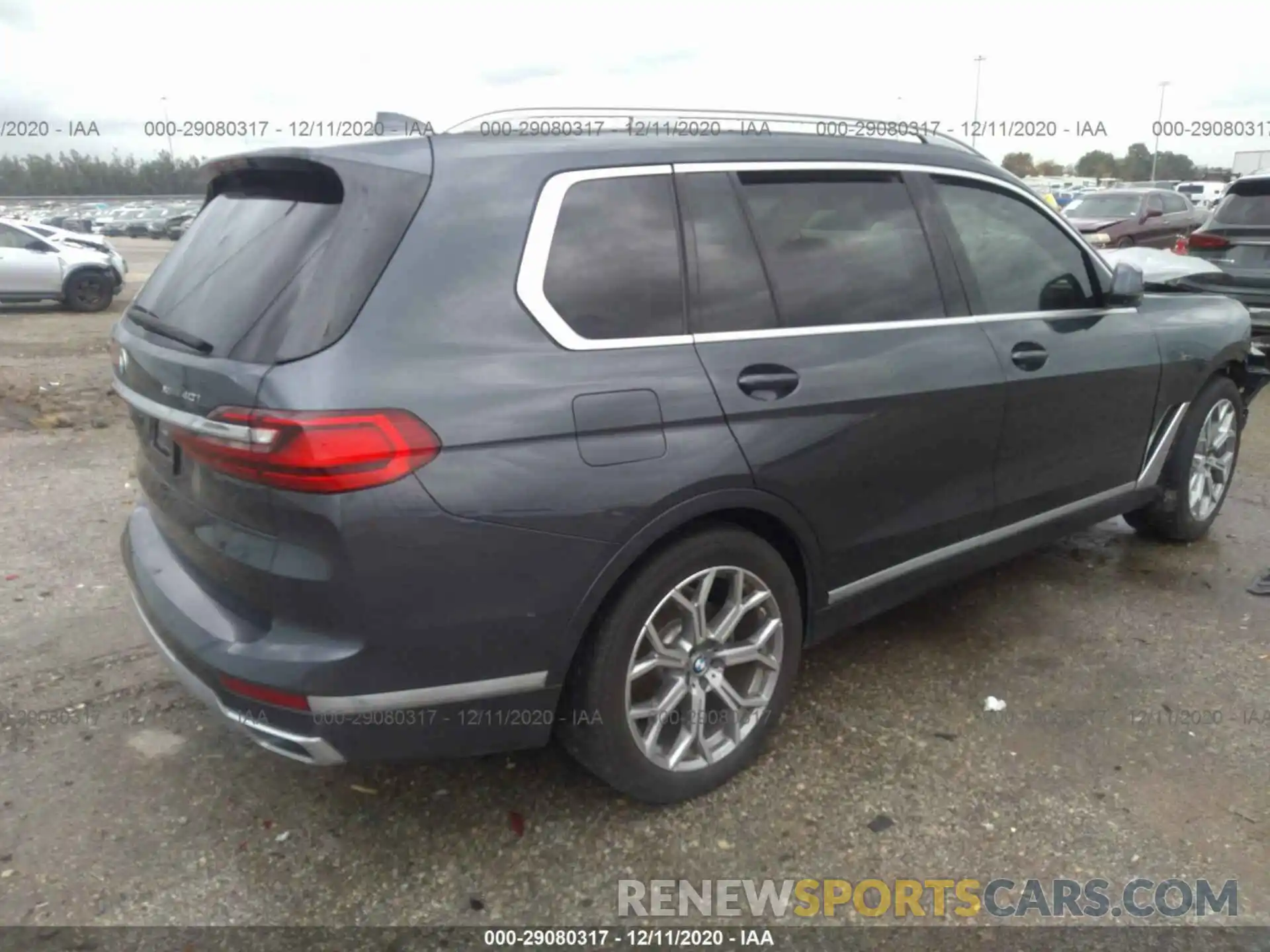 4 Photograph of a damaged car 5UXCW2C51KL082612 BMW X7 2019