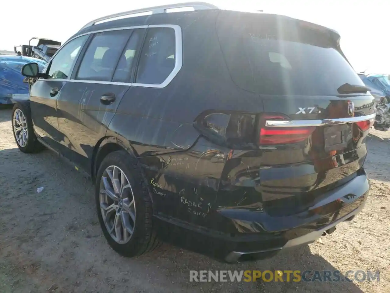 3 Photograph of a damaged car 5UXCW2C51KL083047 BMW X7 2019