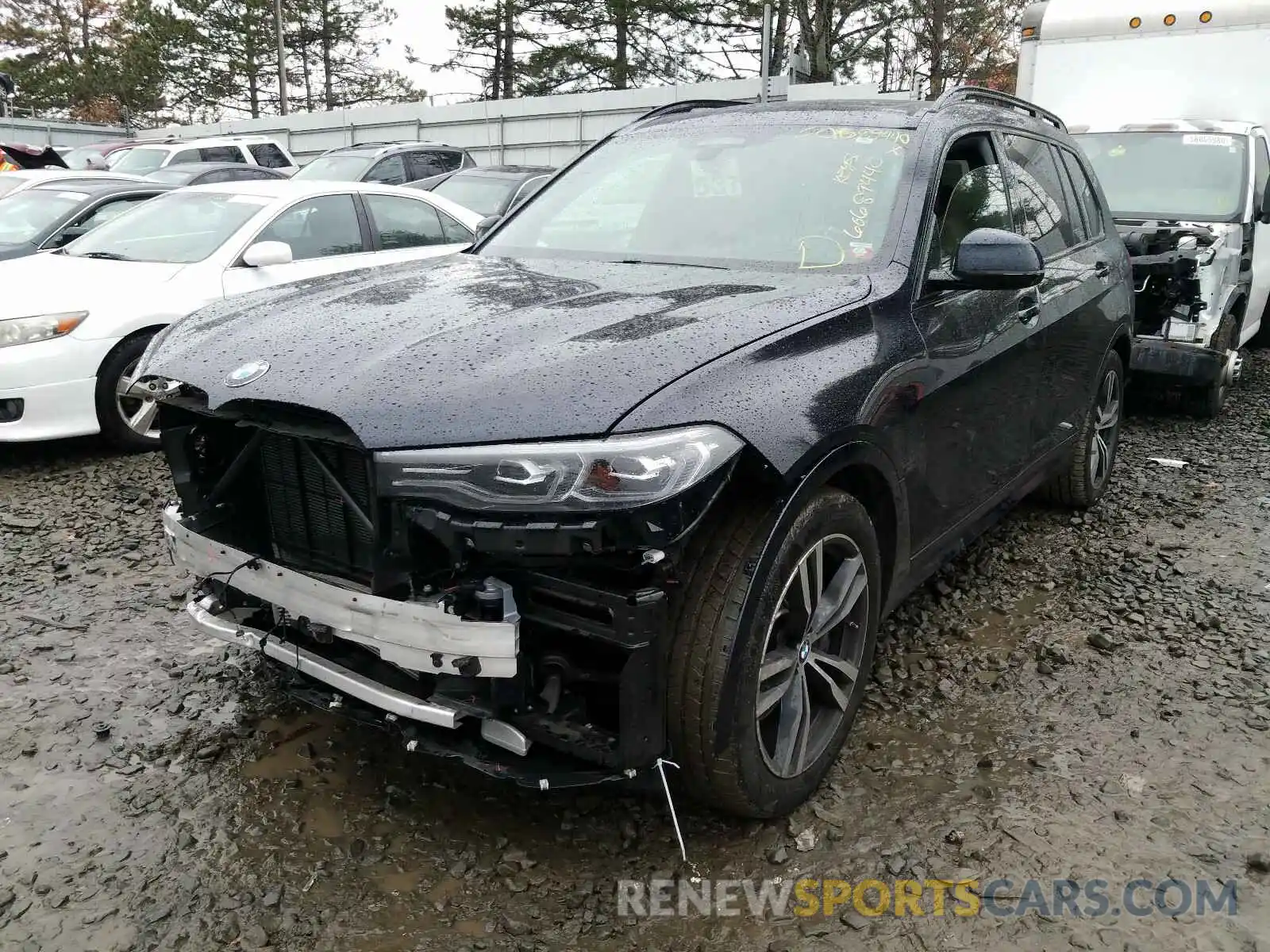 2 Photograph of a damaged car 5UXCW2C51KL083761 BMW X7 2019