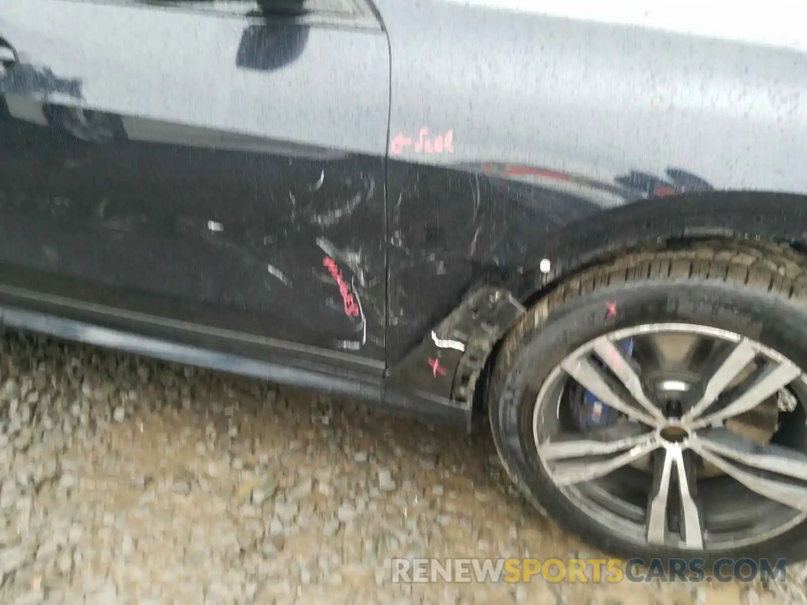 9 Photograph of a damaged car 5UXCW2C51KL083761 BMW X7 2019