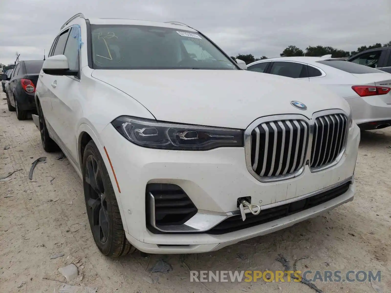 1 Фотография поврежденного автомобиля 5UXCW2C51KL084568 BMW X7 2019