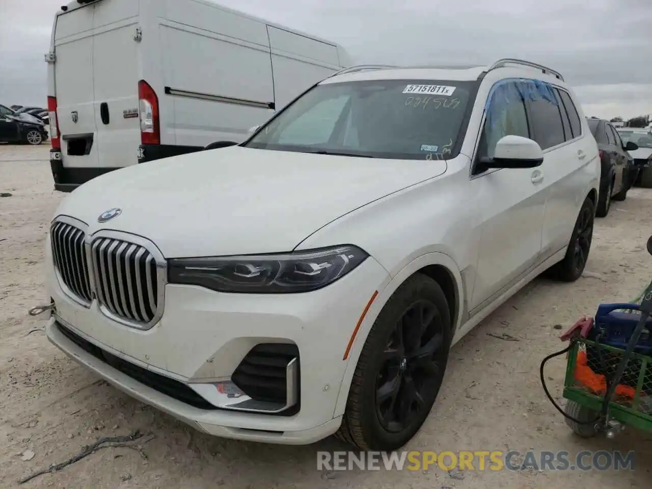 2 Photograph of a damaged car 5UXCW2C51KL084568 BMW X7 2019