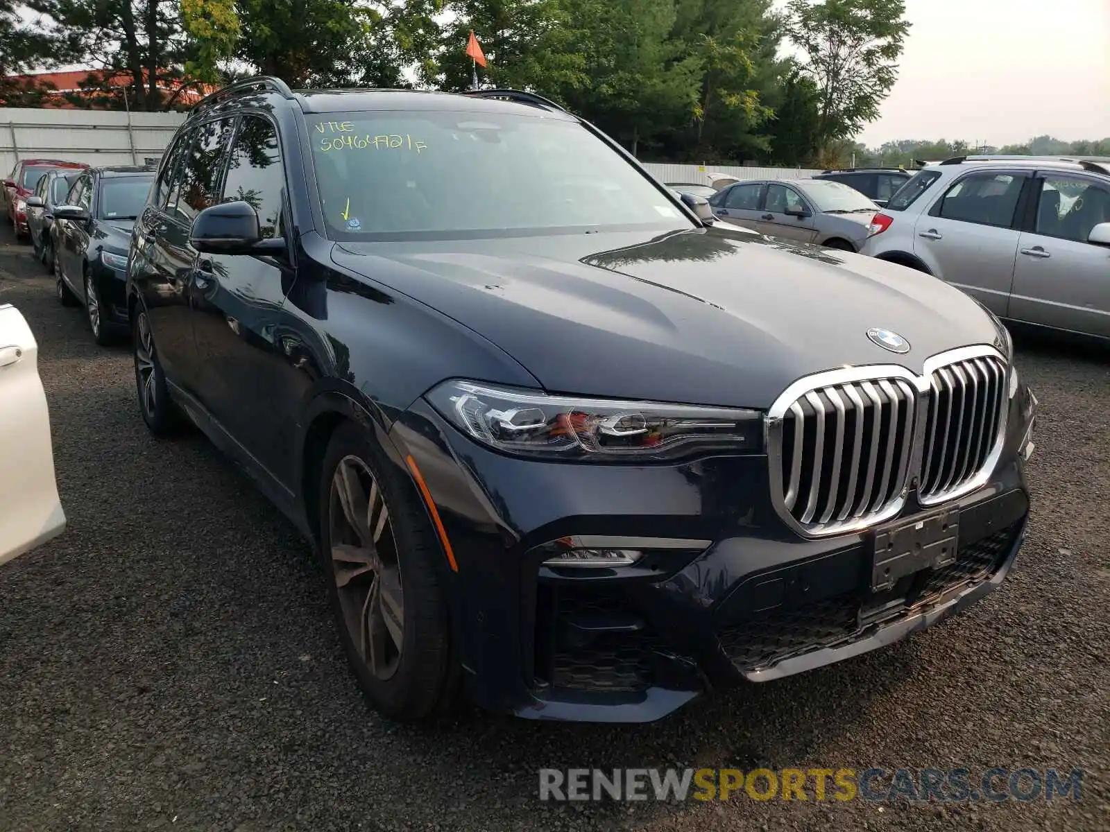 1 Photograph of a damaged car 5UXCW2C52KL082103 BMW X7 2019