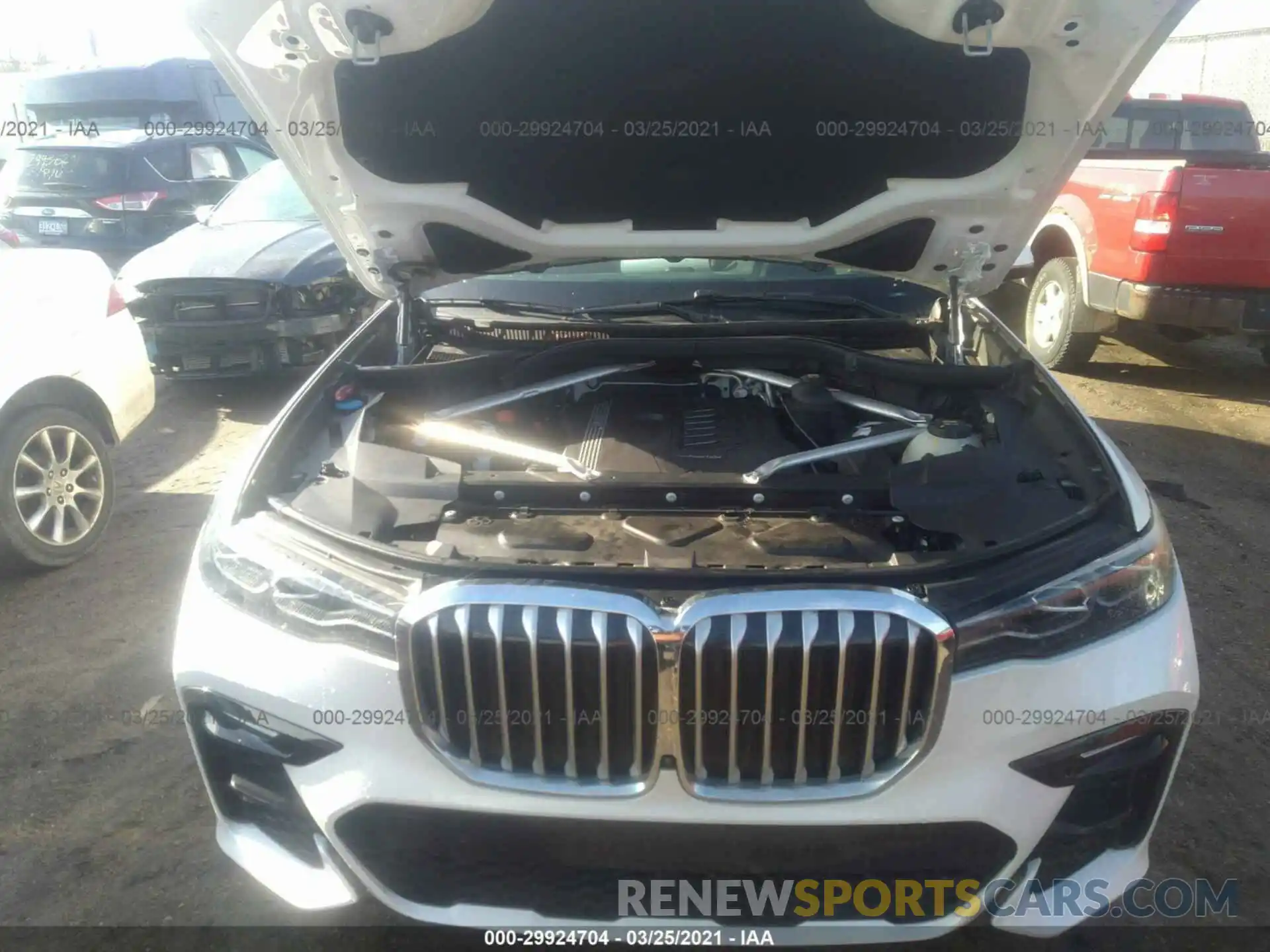 10 Photograph of a damaged car 5UXCW2C52KL083834 BMW X7 2019