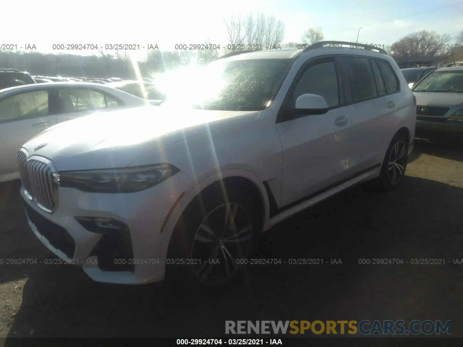 2 Photograph of a damaged car 5UXCW2C52KL083834 BMW X7 2019