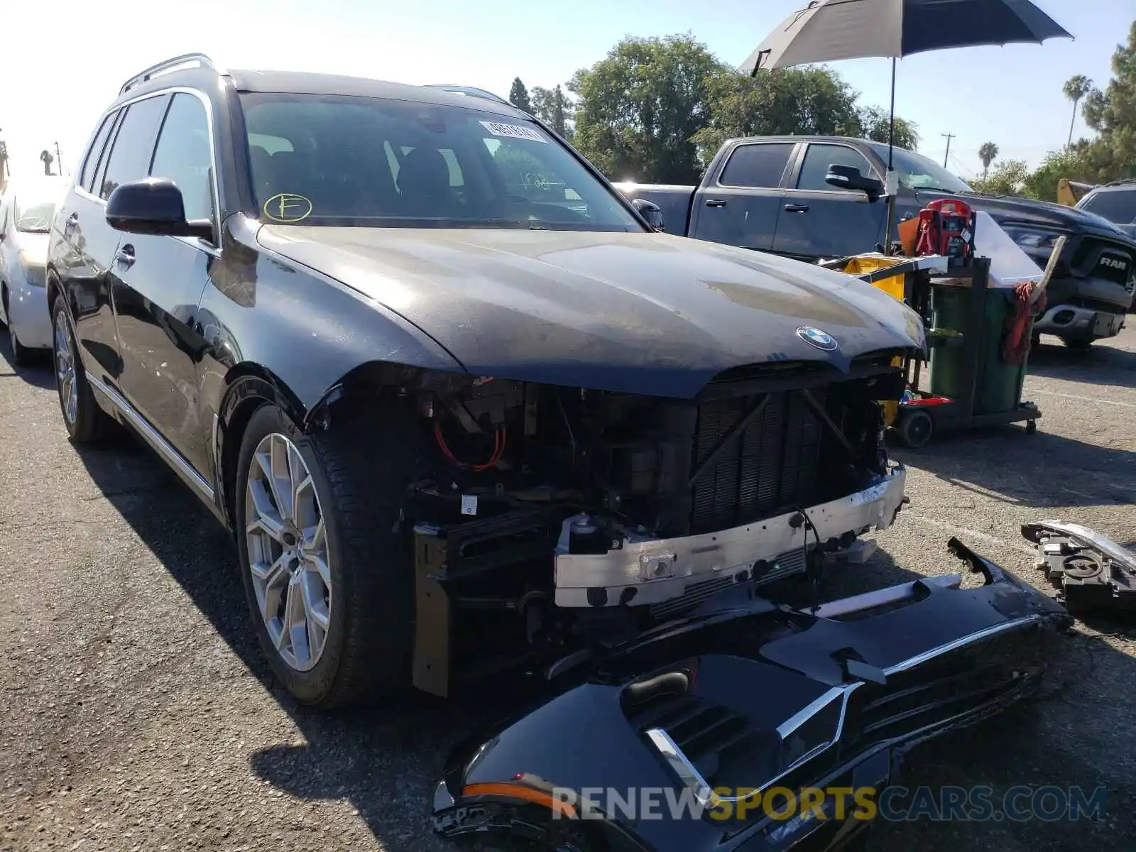 1 Photograph of a damaged car 5UXCW2C52KL084241 BMW X7 2019