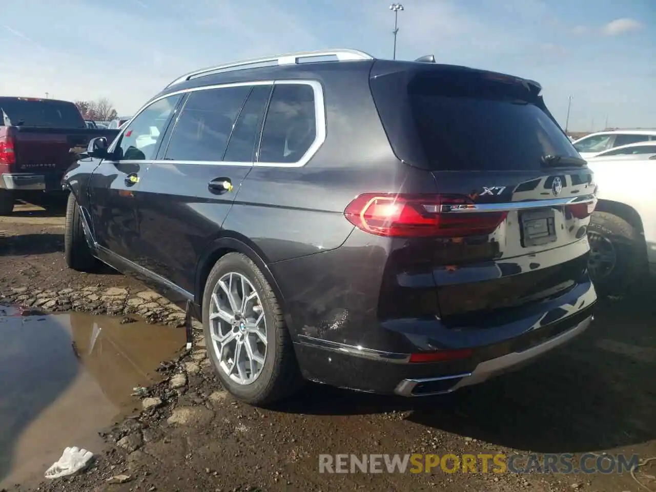 3 Photograph of a damaged car 5UXCW2C52KL088810 BMW X7 2019