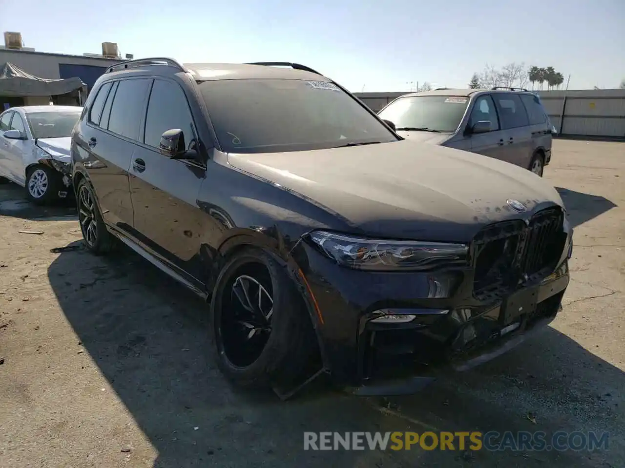 1 Photograph of a damaged car 5UXCW2C53KLB43509 BMW X7 2019