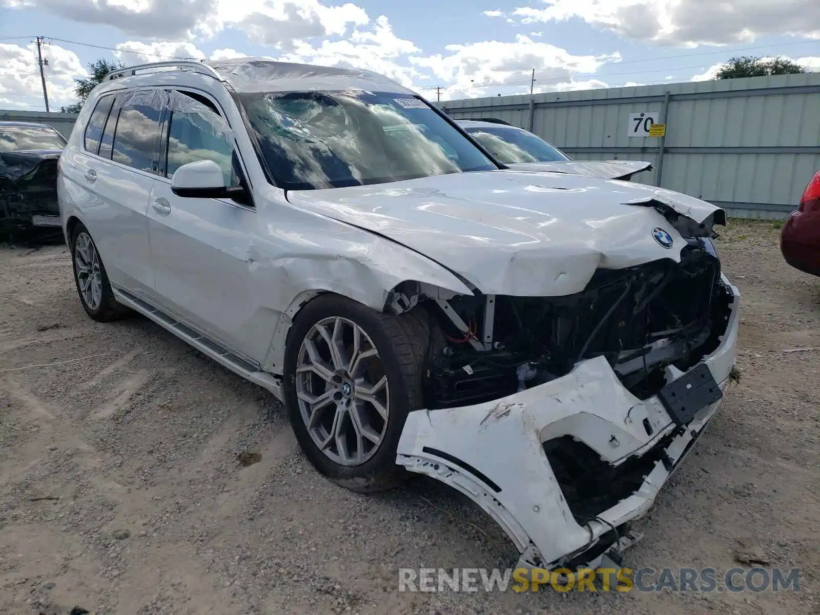 1 Photograph of a damaged car 5UXCW2C54KL081969 BMW X7 2019