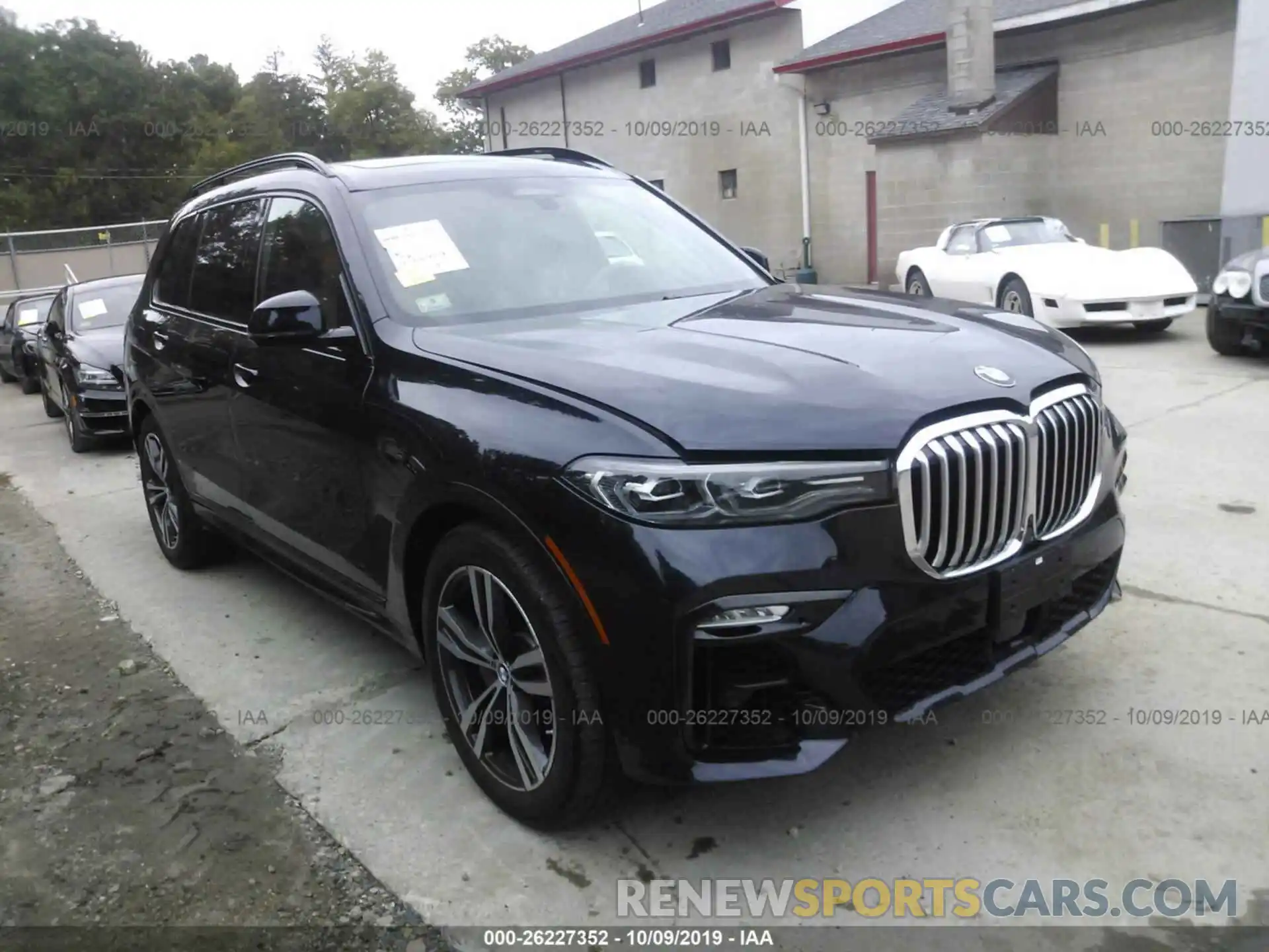 1 Photograph of a damaged car 5UXCW2C54KL082099 BMW X7 2019