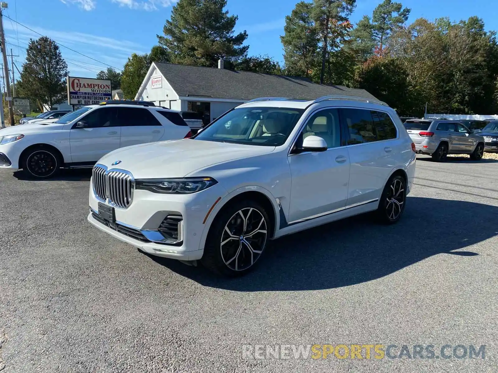 1 Photograph of a damaged car 5UXCW2C55KL082077 BMW X7 2019