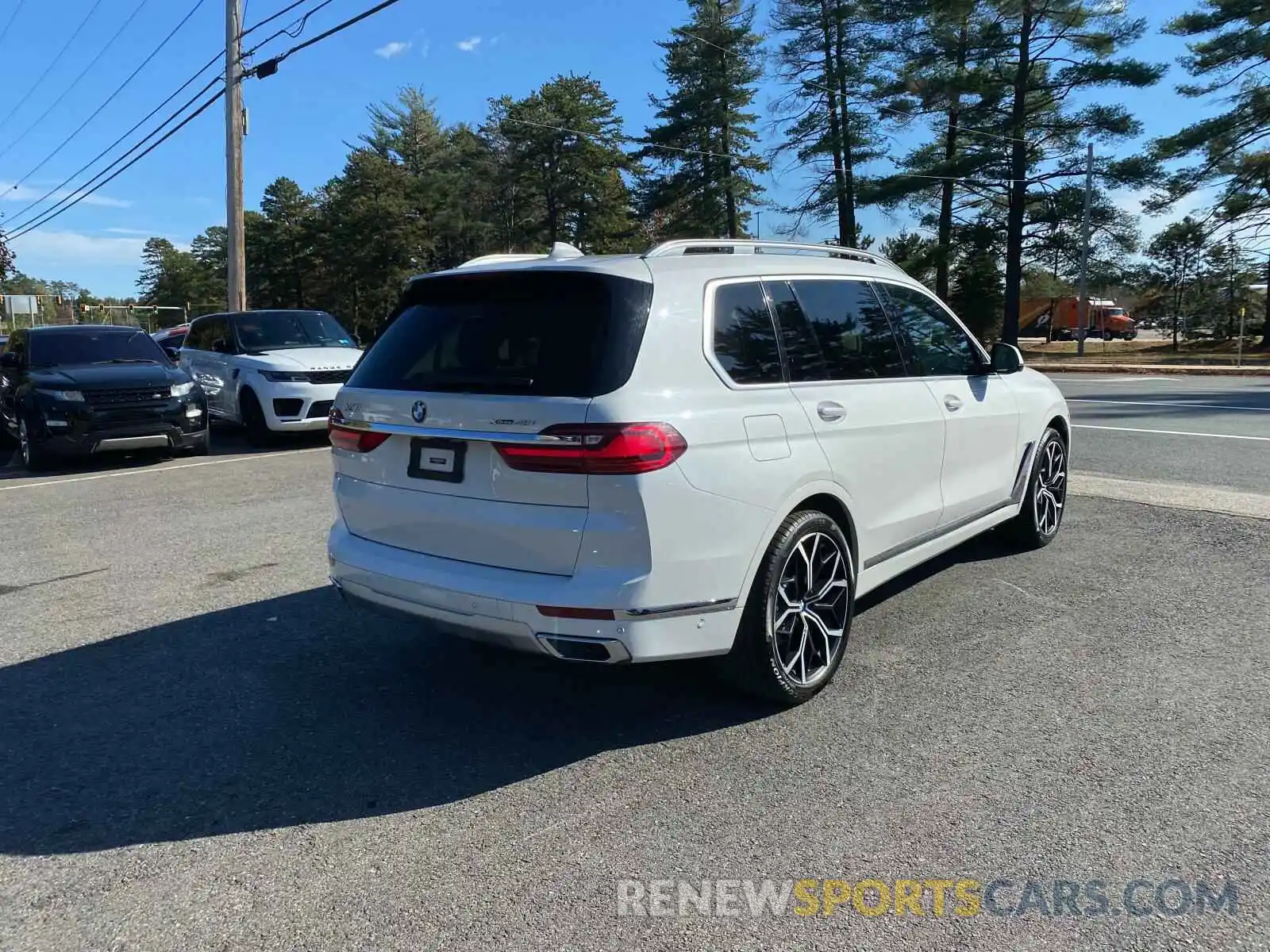 3 Photograph of a damaged car 5UXCW2C55KL082077 BMW X7 2019