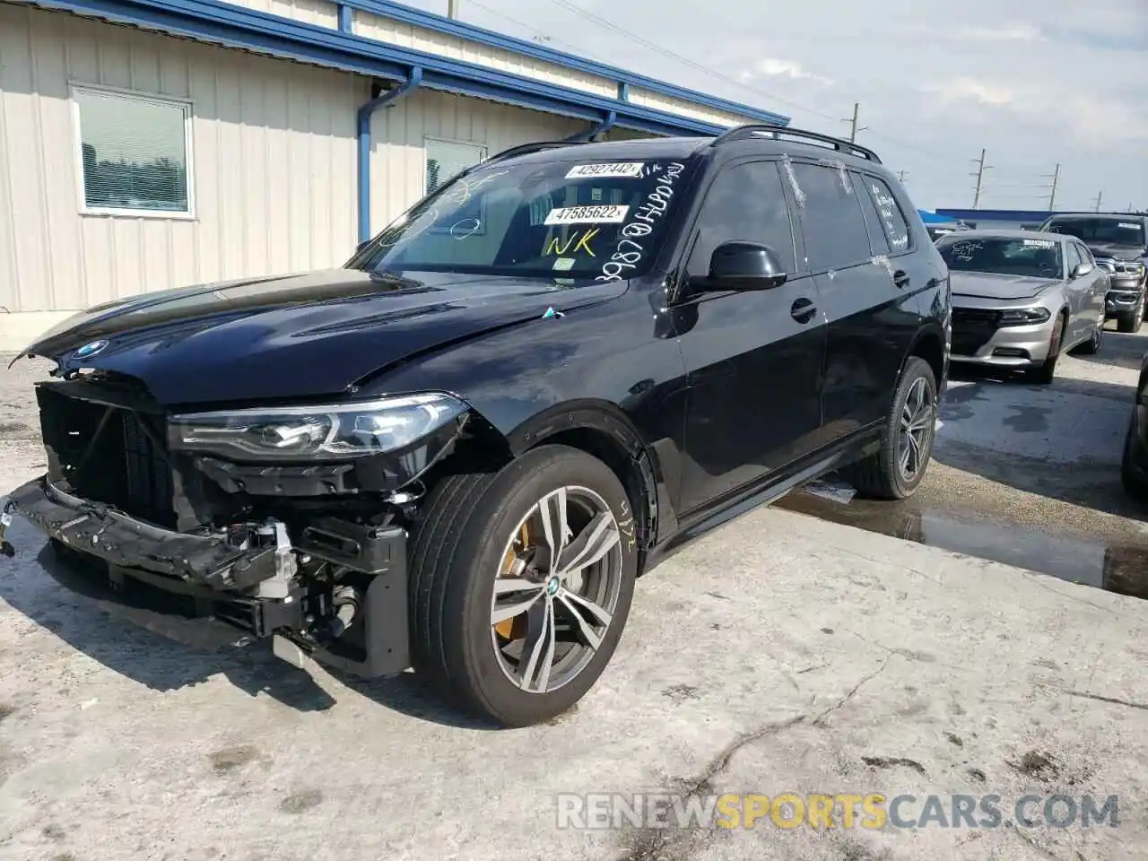 2 Фотография поврежденного автомобиля 5UXCW2C55KL083987 BMW X7 2019