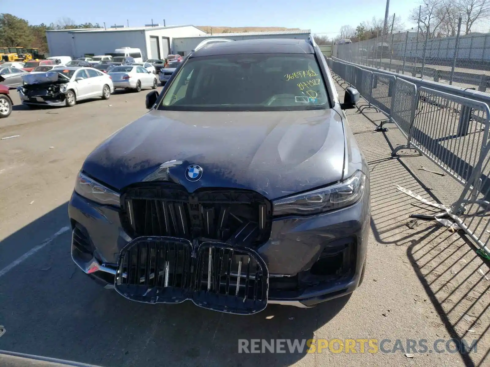 9 Photograph of a damaged car 5UXCW2C55KLB44127 BMW X7 2019