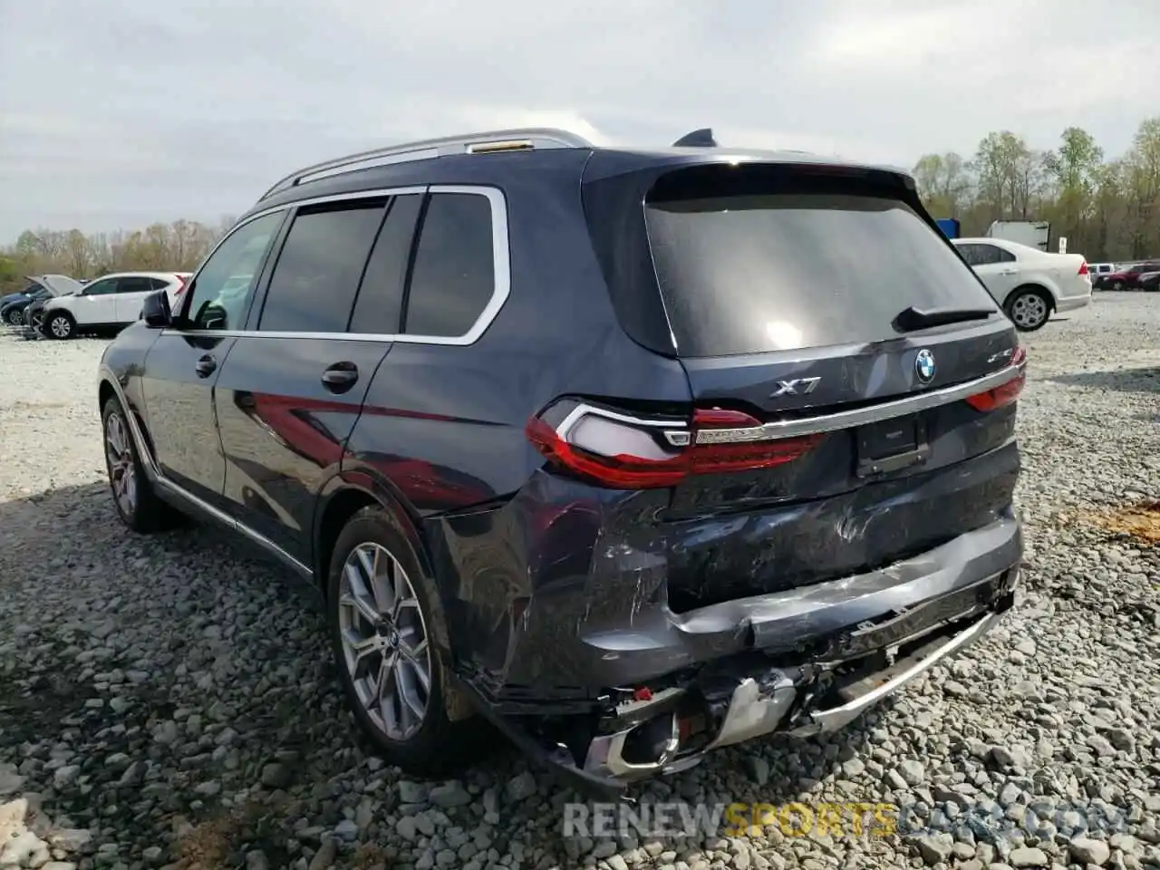 3 Photograph of a damaged car 5UXCW2C56KL082105 BMW X7 2019