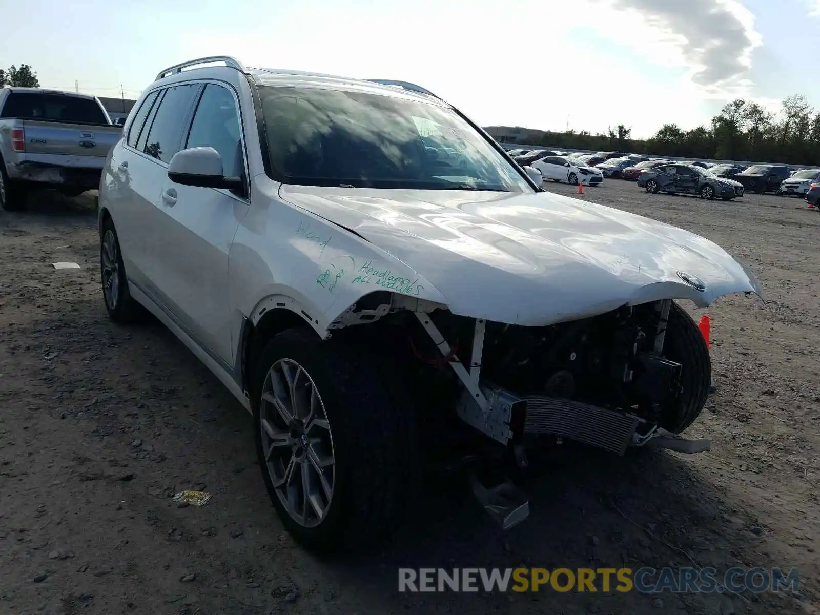 1 Фотография поврежденного автомобиля 5UXCW2C56KL084260 BMW X7 2019