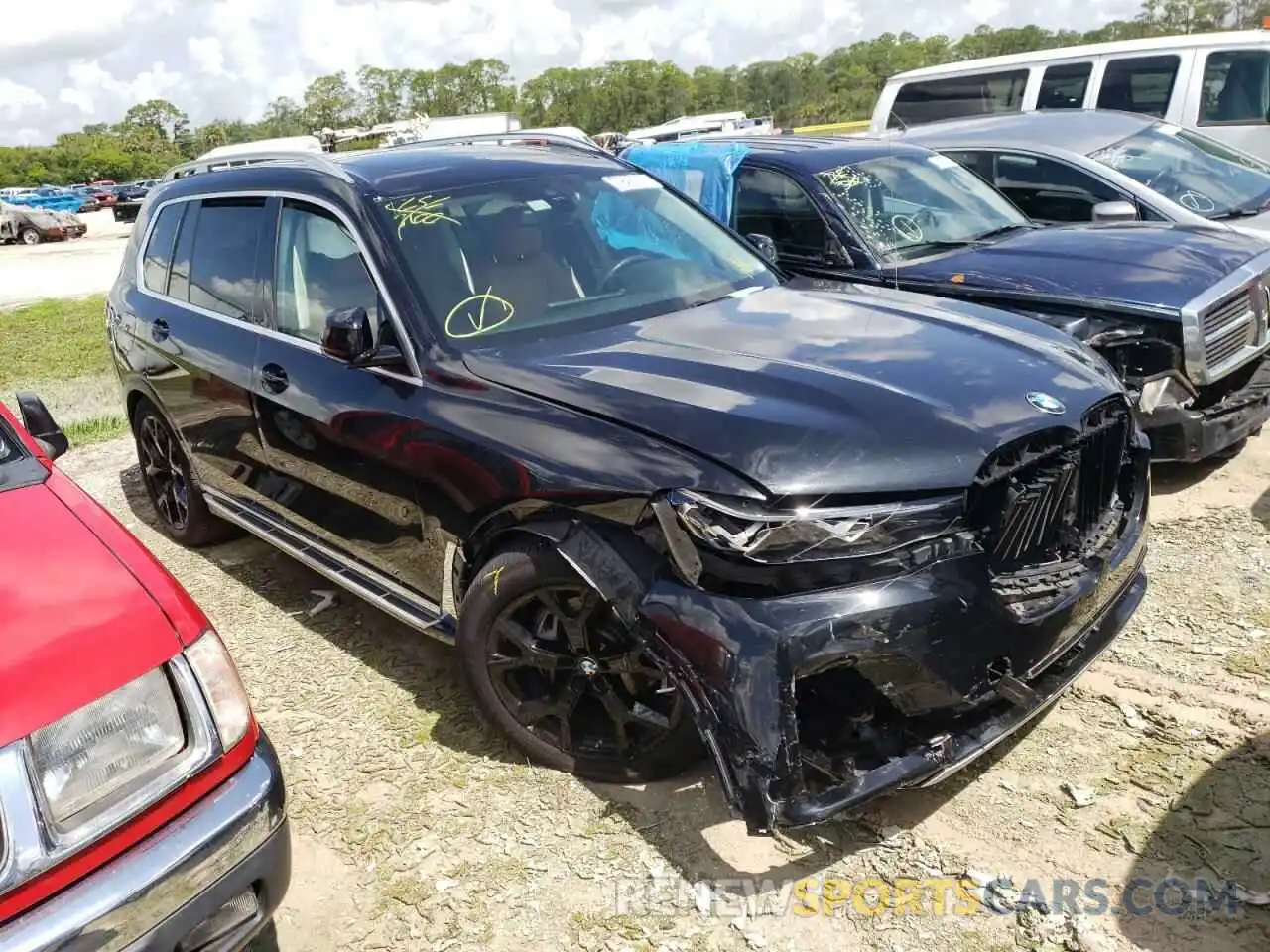 1 Photograph of a damaged car 5UXCW2C56KL085957 BMW X7 2019