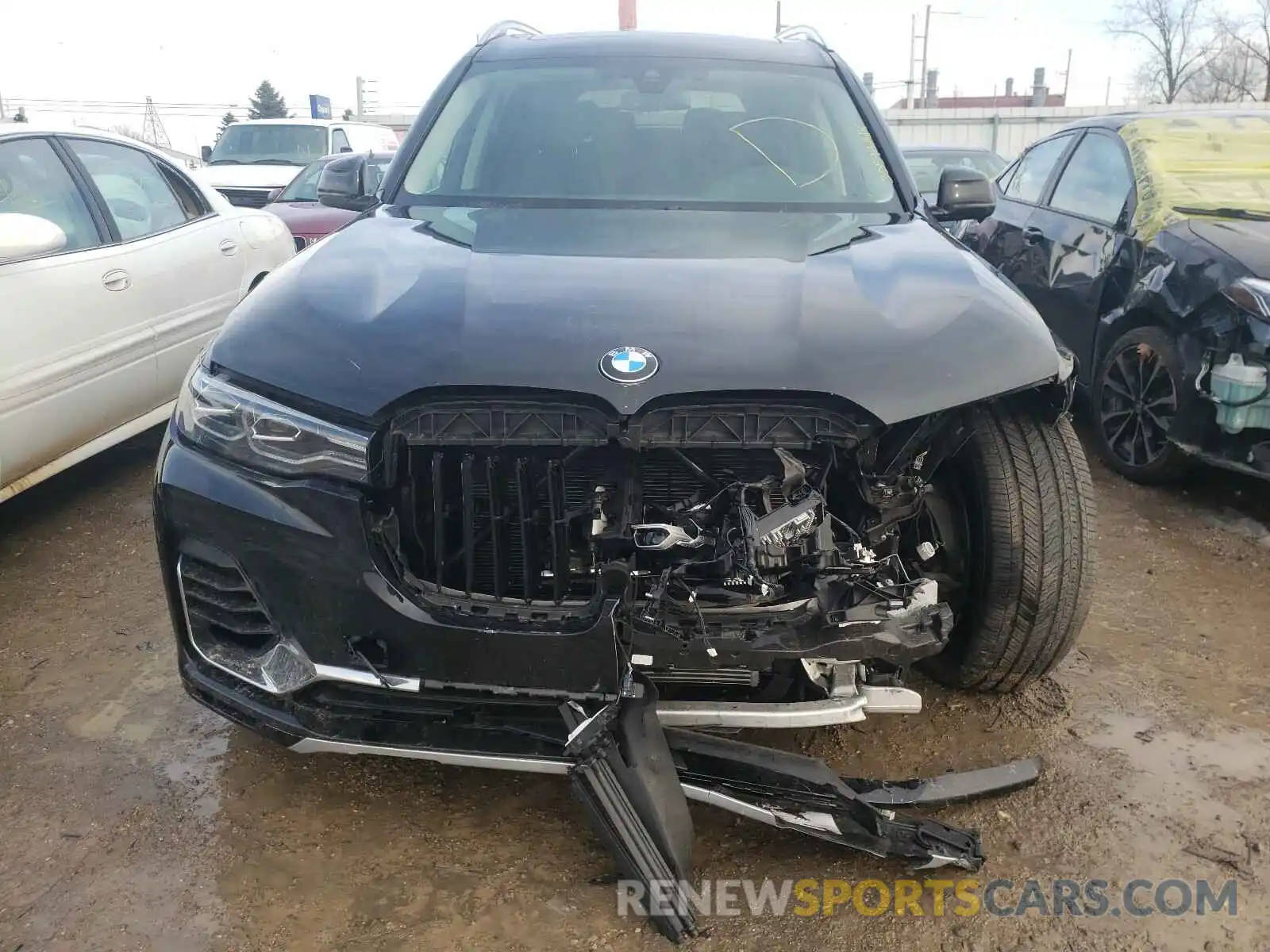 9 Photograph of a damaged car 5UXCW2C56KL087787 BMW X7 2019