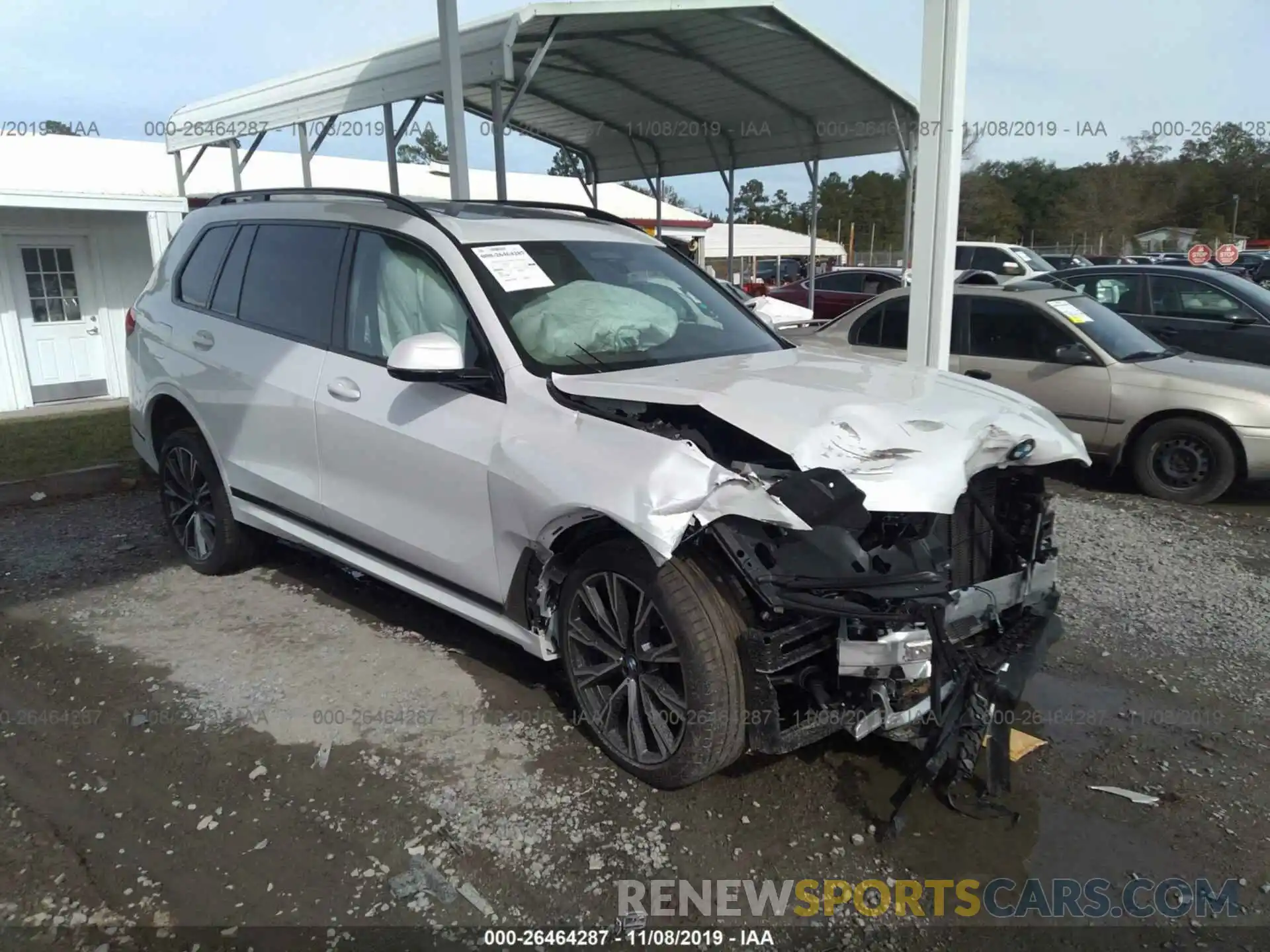 1 Photograph of a damaged car 5UXCW2C57KL081920 BMW X7 2019