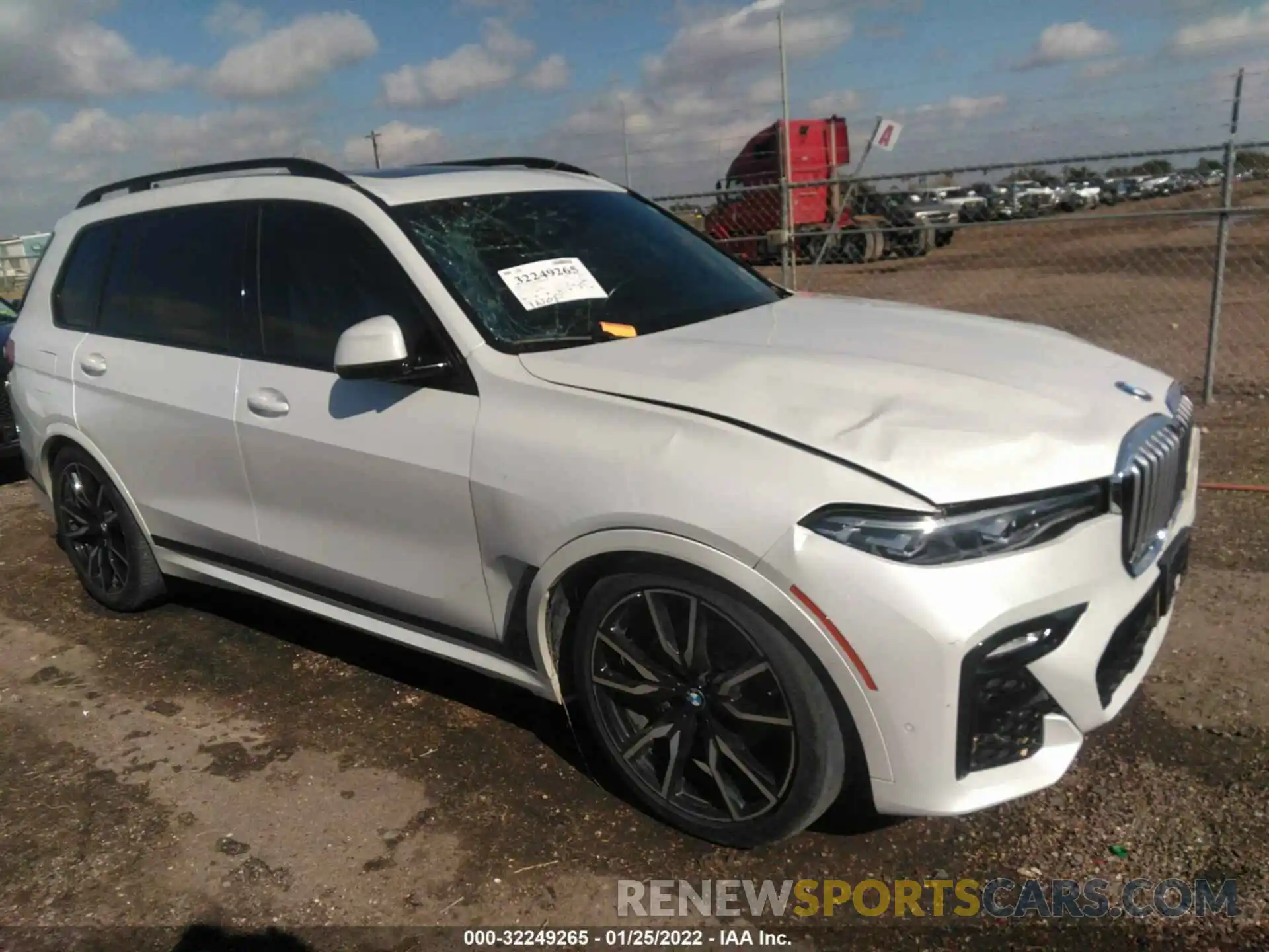 1 Photograph of a damaged car 5UXCW2C57KL084560 BMW X7 2019