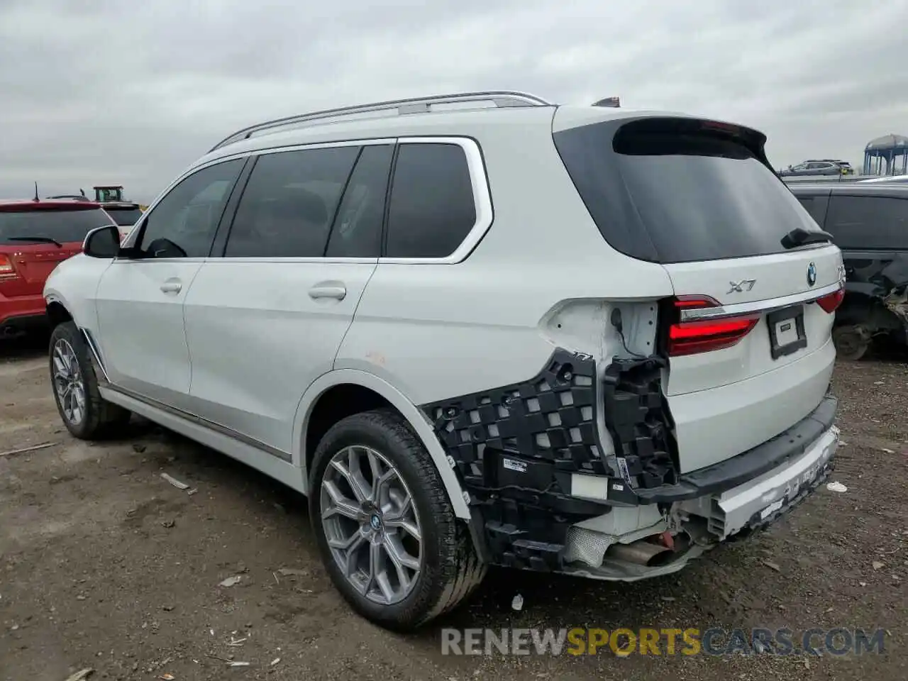 2 Photograph of a damaged car 5UXCW2C57KL088365 BMW X7 2019