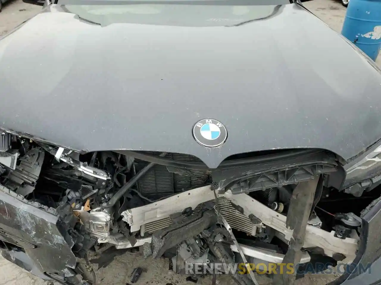 11 Photograph of a damaged car 5UXCW2C57KLB43965 BMW X7 2019