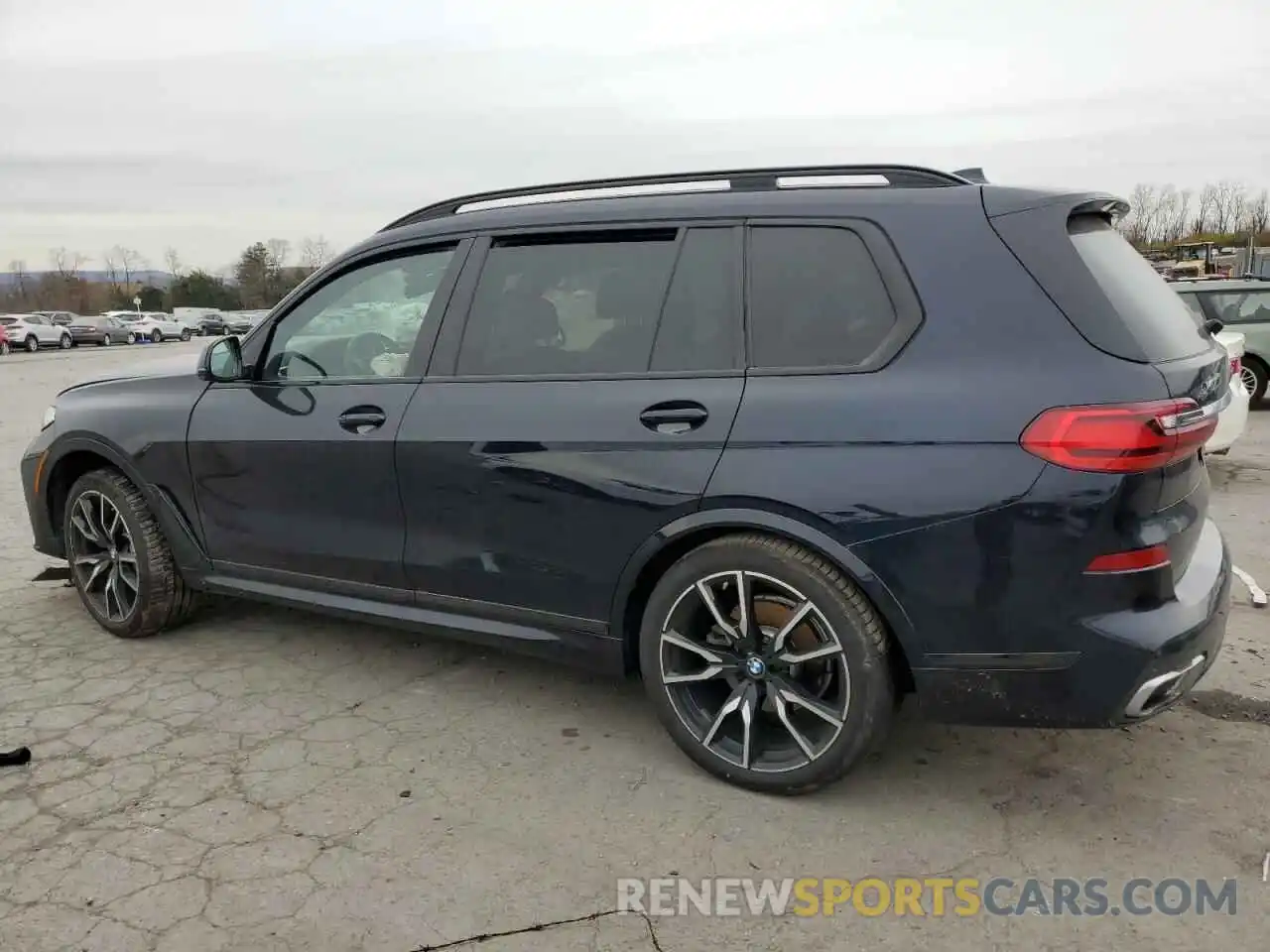 2 Photograph of a damaged car 5UXCW2C57KLB43965 BMW X7 2019