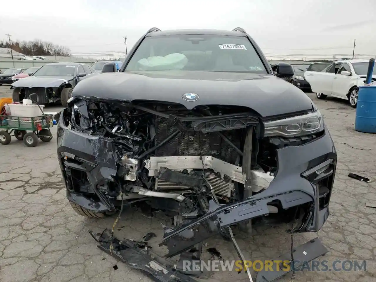 5 Photograph of a damaged car 5UXCW2C57KLB43965 BMW X7 2019